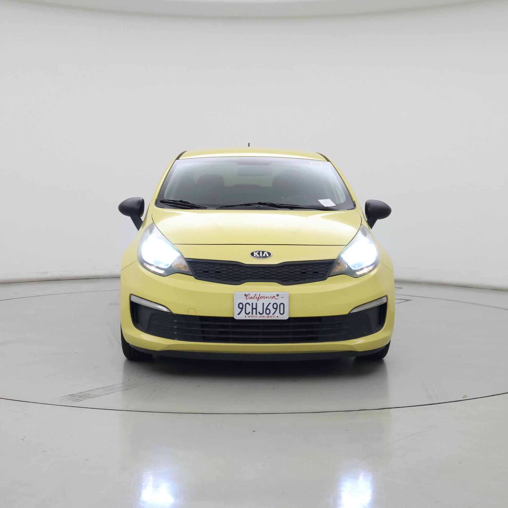 Thumbnail: 2016 Kia Rio - 5