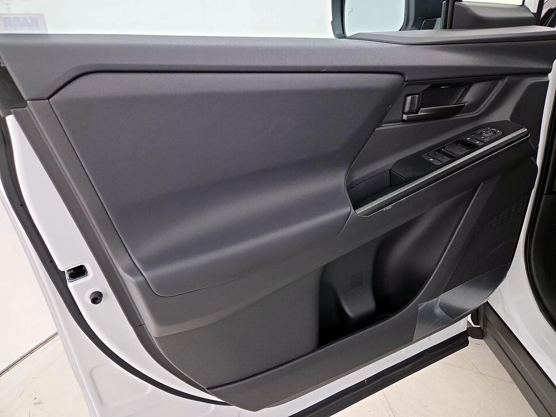 Thumbnail: 2026 Toyota bZ - 12