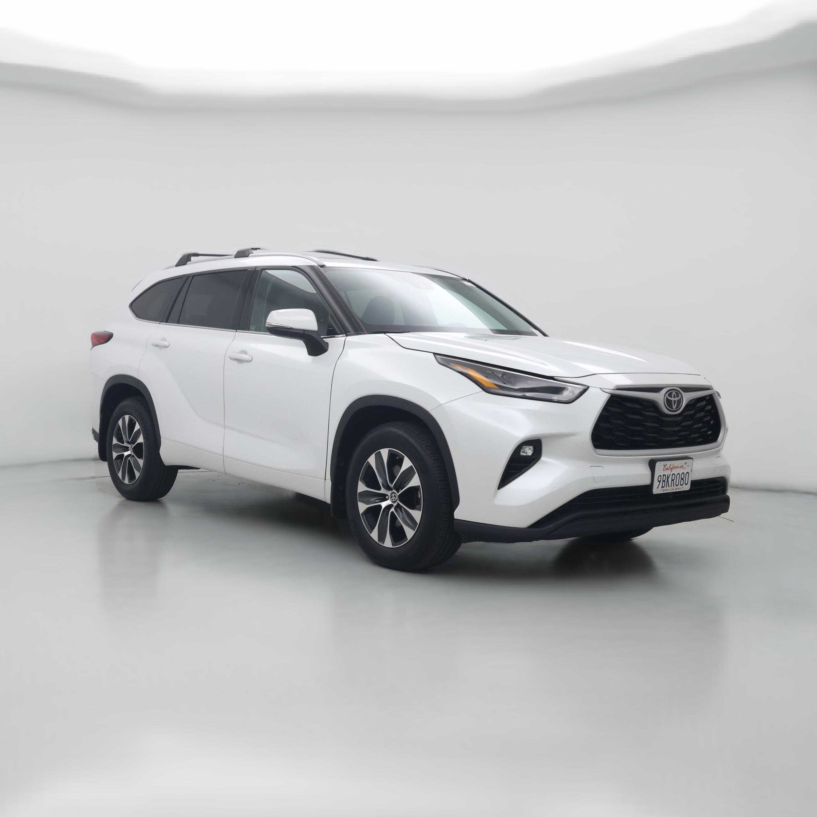 Thumbnail: 2022 Toyota Highlander - 1