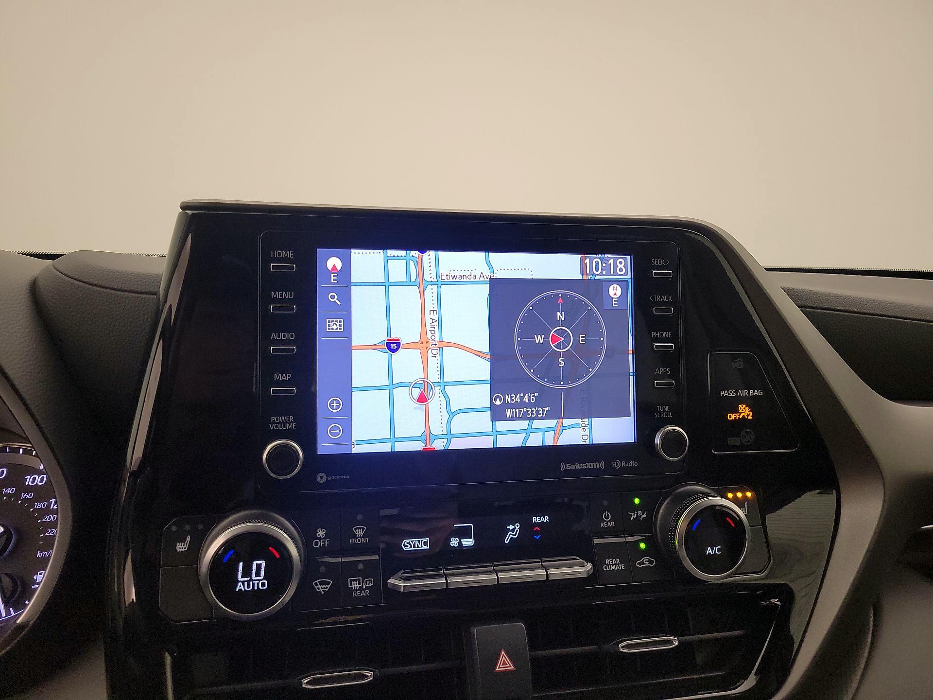 Thumbnail: 2022 Toyota Highlander - 14