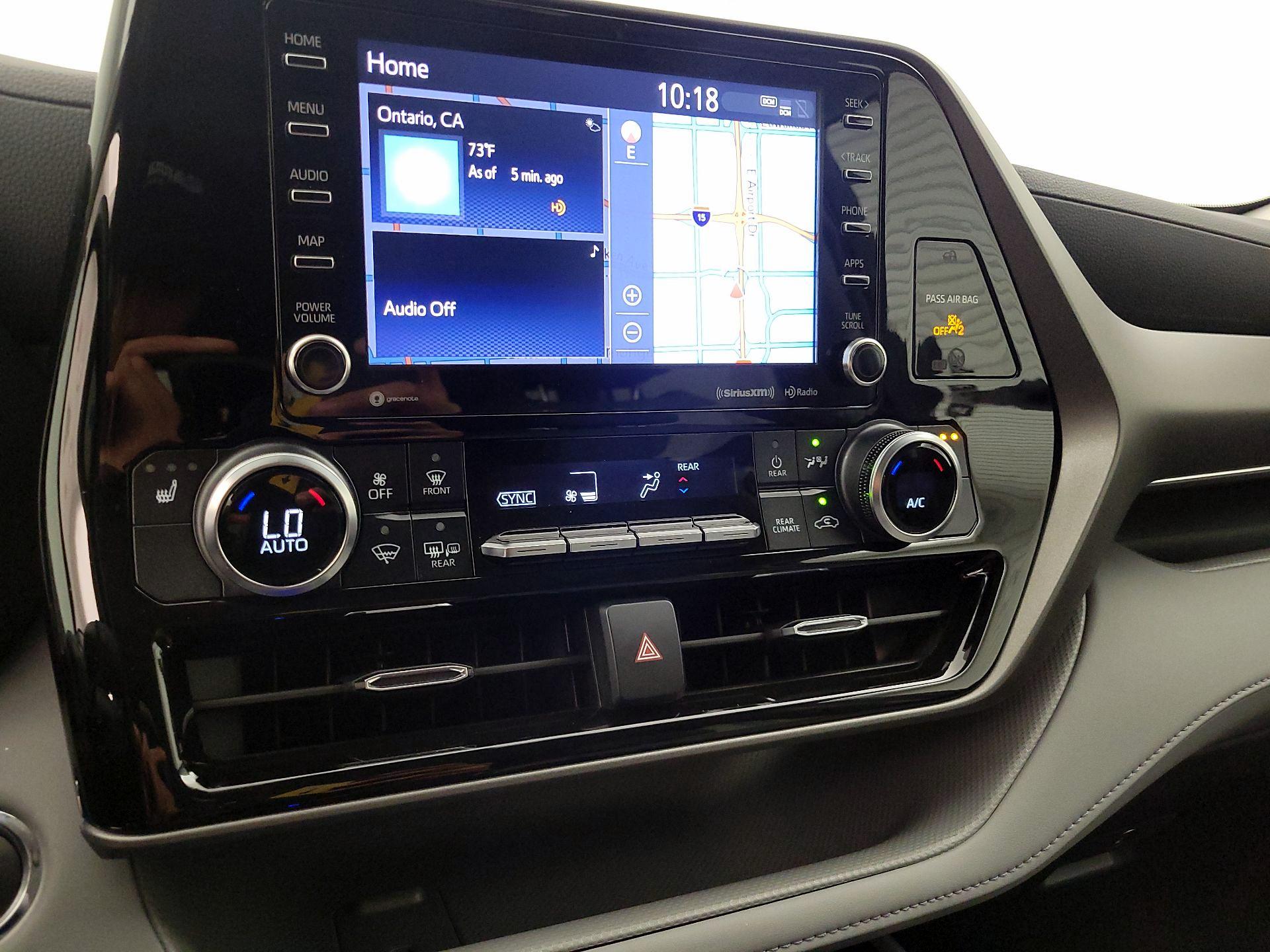 Thumbnail: 2022 Toyota Highlander - 17