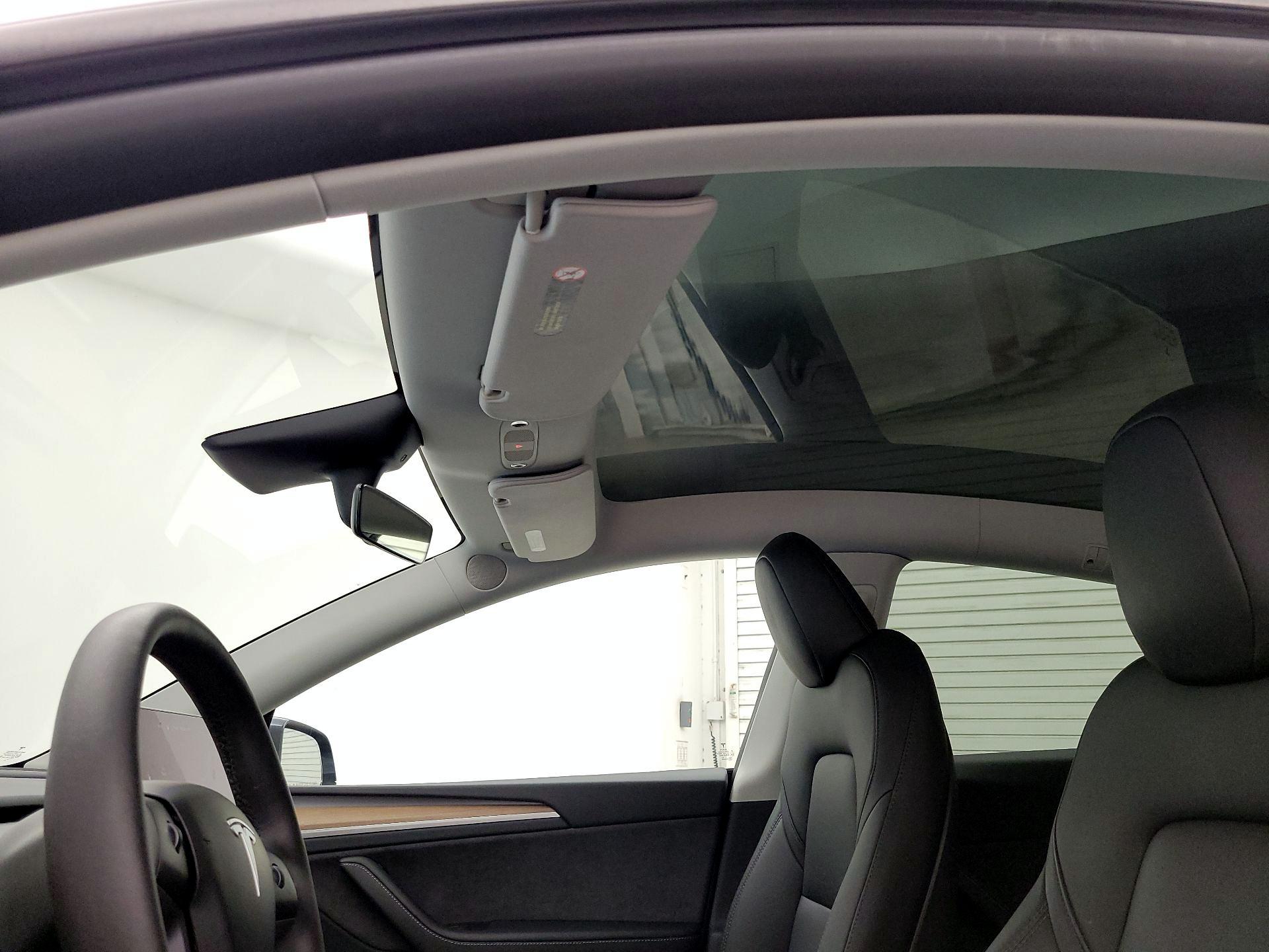 Thumbnail: 2023 Tesla Model Y - 18