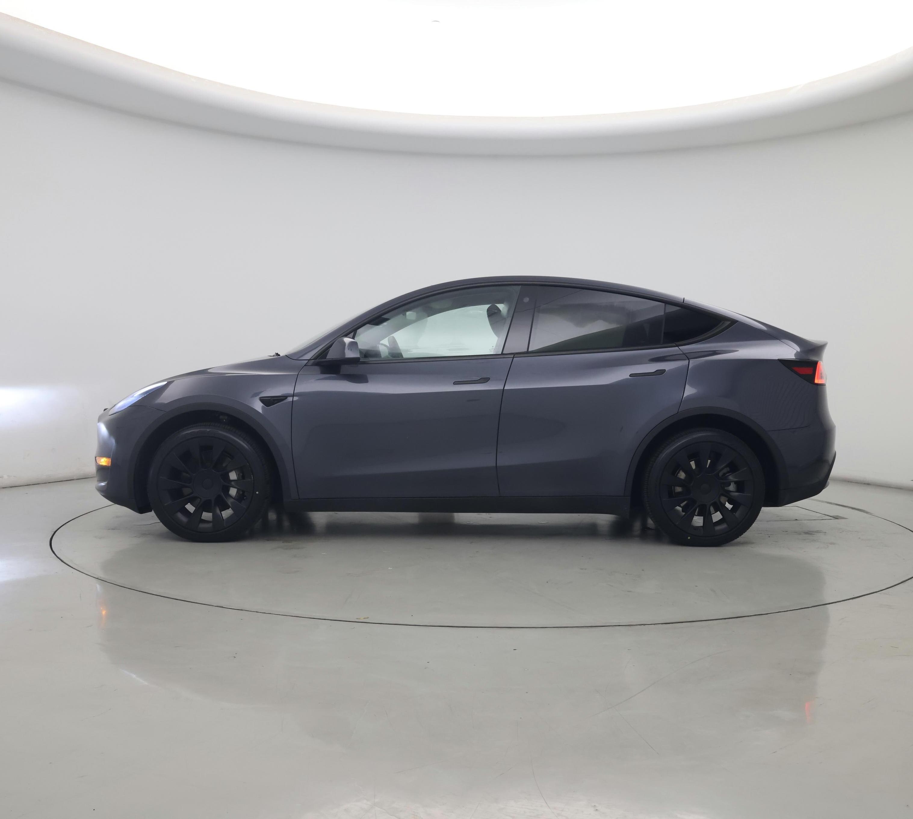 Thumbnail: 2023 Tesla Model Y - 3