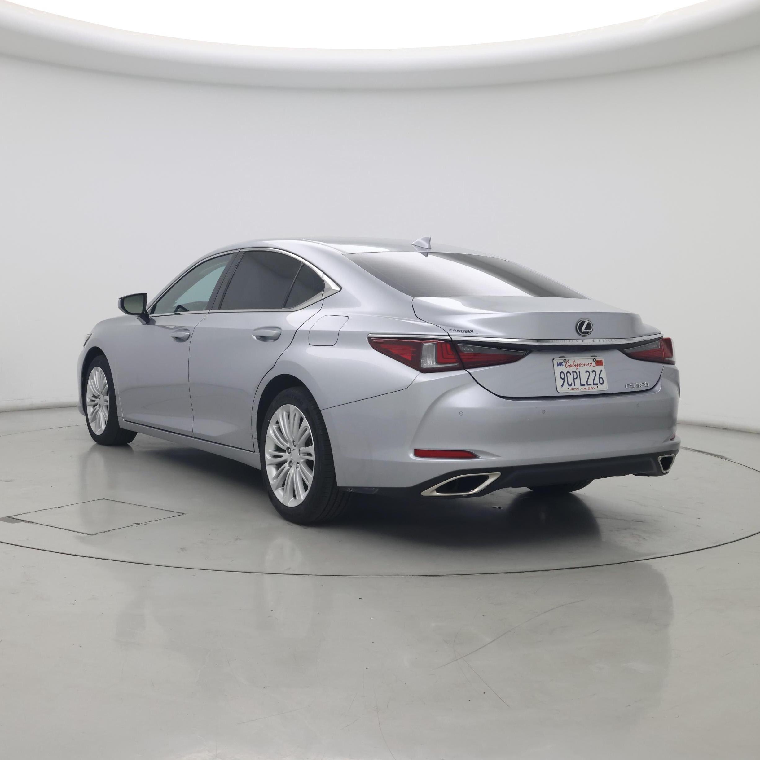 Thumbnail: 2022 Lexus ES - 2
