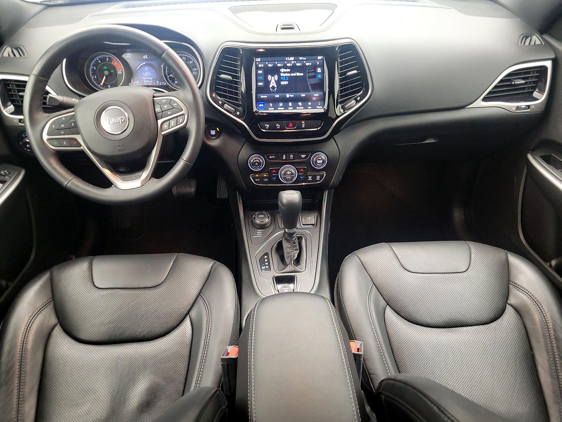 Thumbnail: 2019 Jeep Cherokee - 9