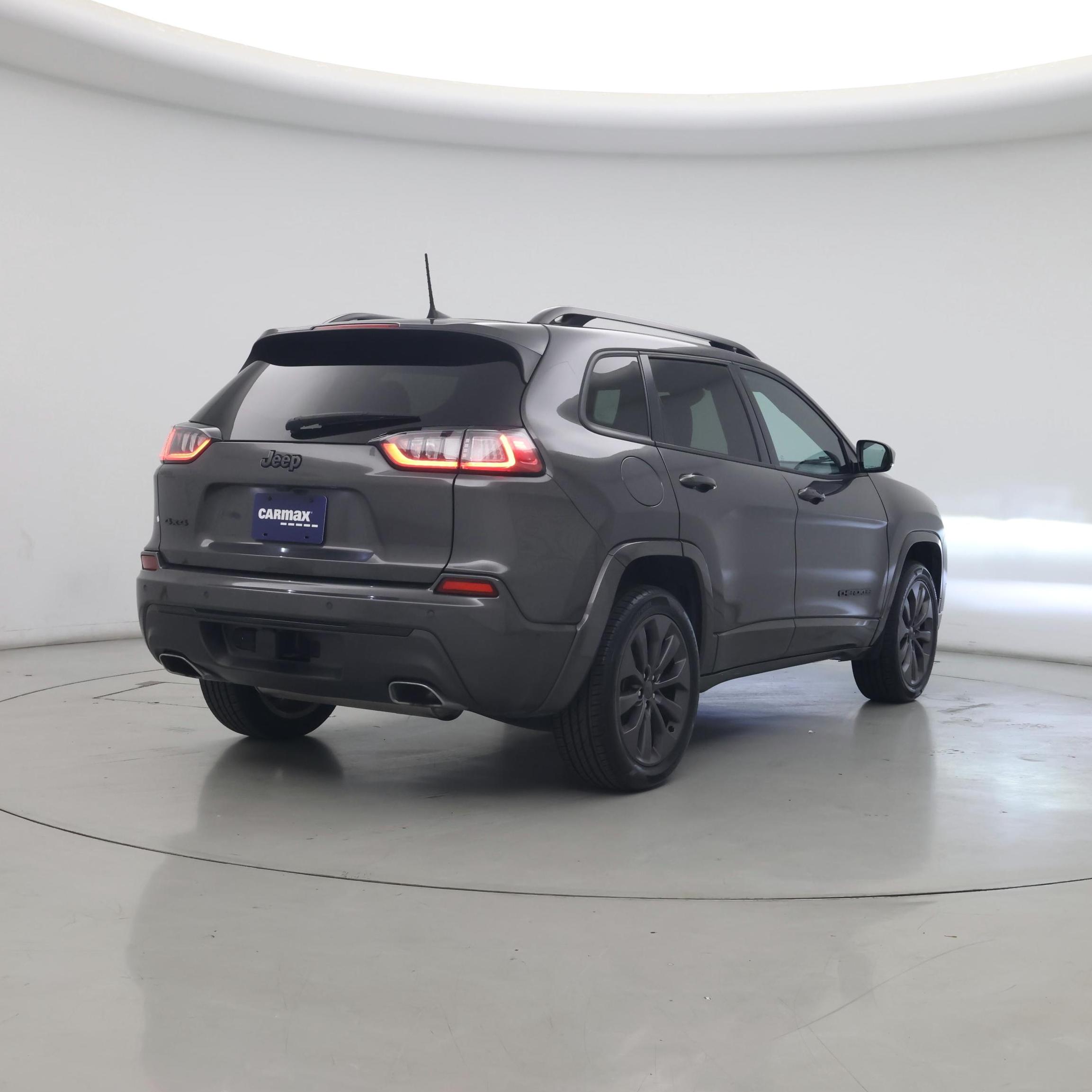 Thumbnail: 2019 Jeep Cherokee - 8
