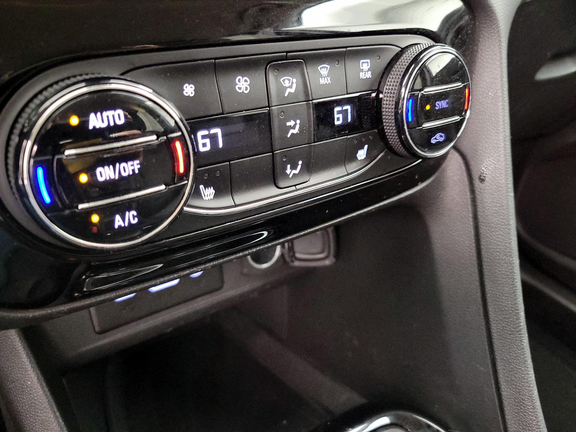 Thumbnail: 2023 Buick Encore GX - 16