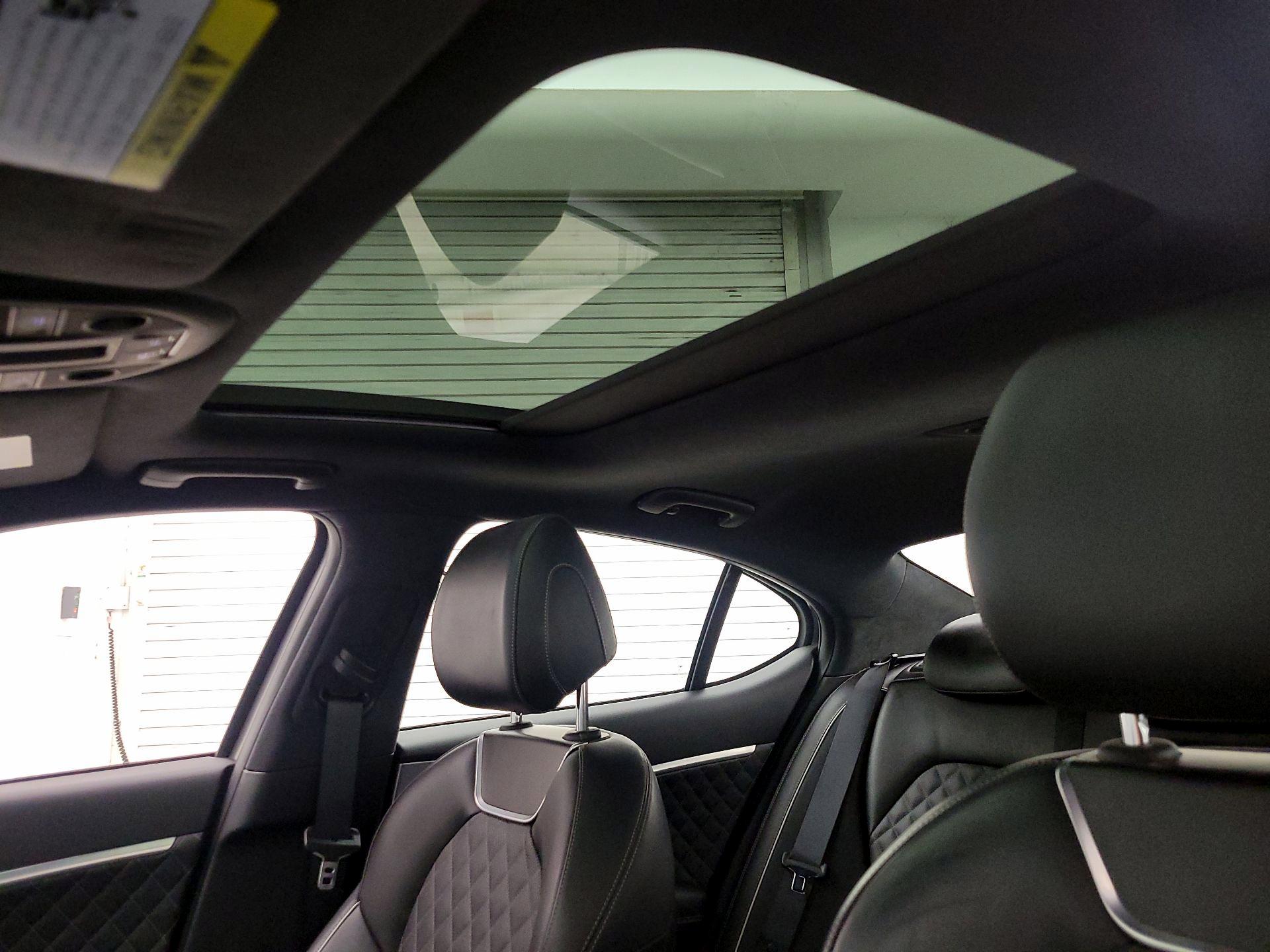 Thumbnail: 2019 Genesis G70 - 20