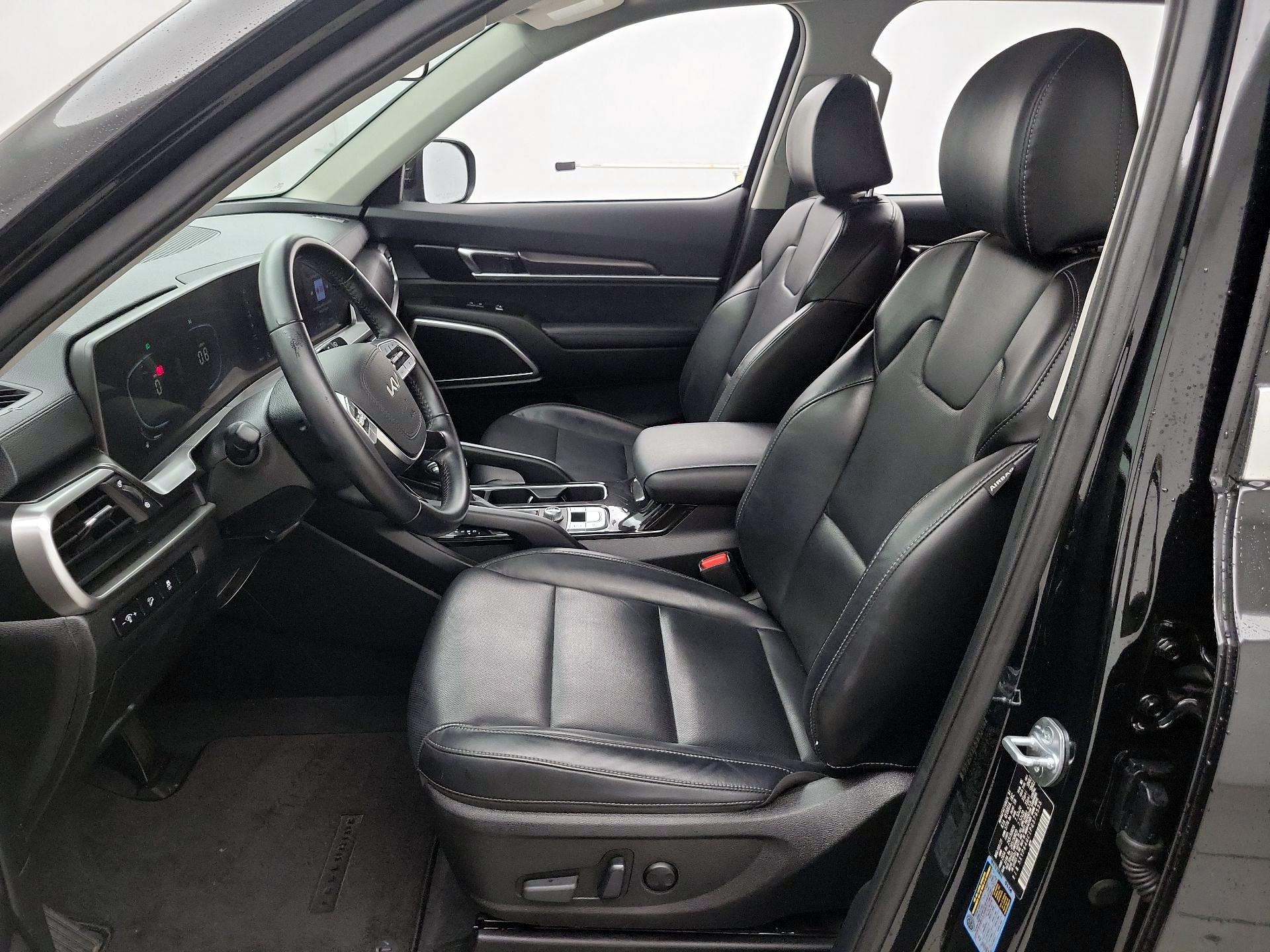 Thumbnail: 2023 Kia Telluride - 11