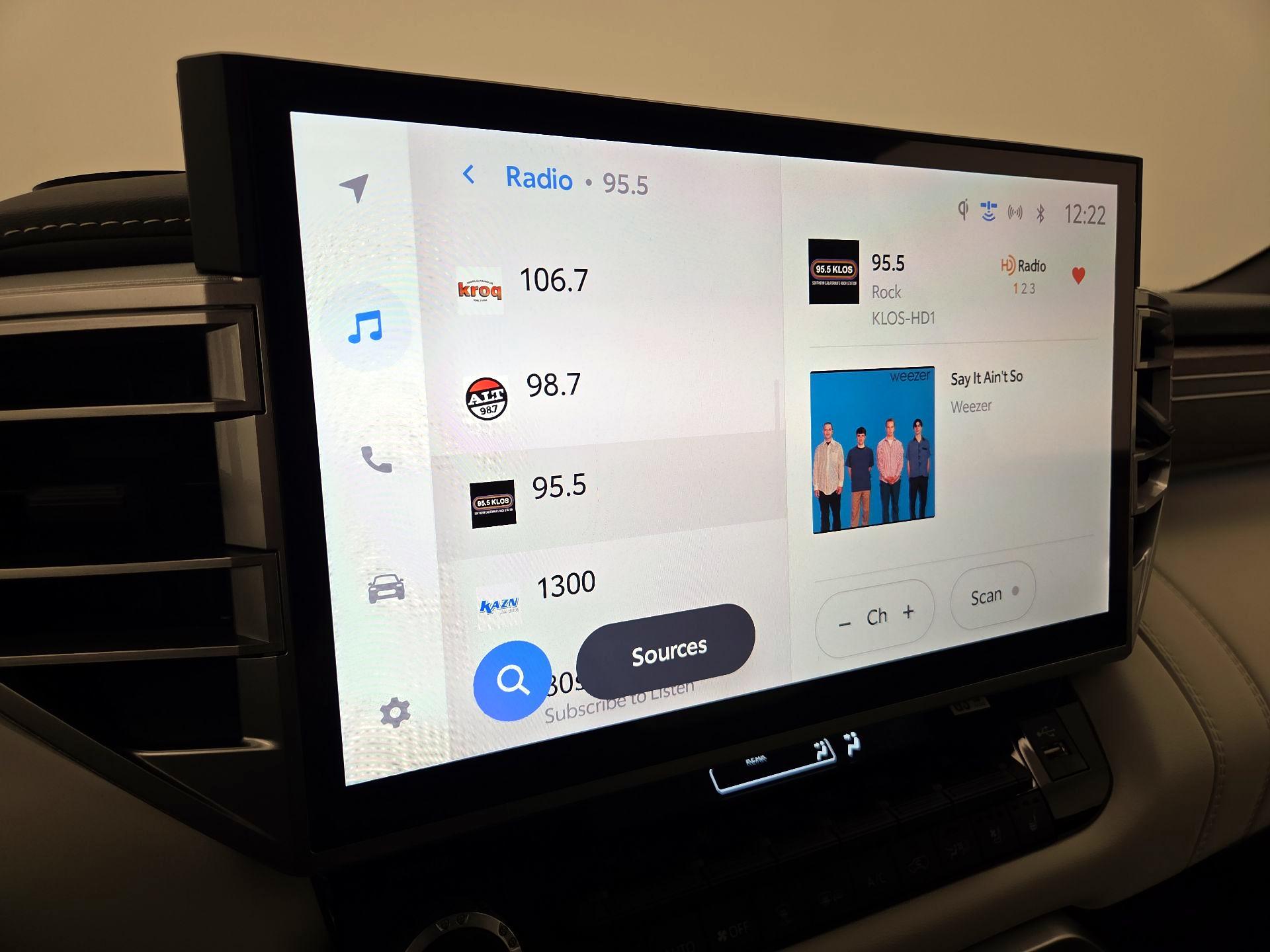 Thumbnail: 2025 Toyota Sequoia - 15
