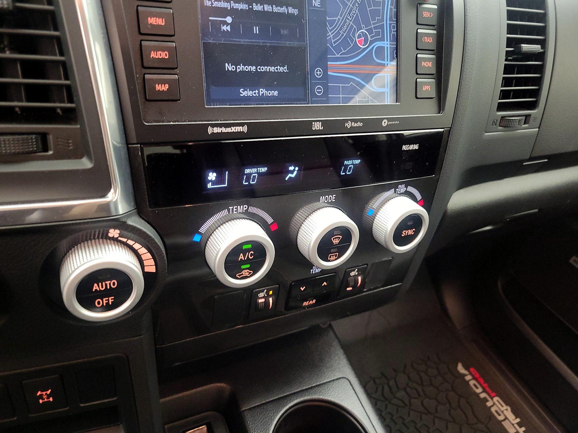 Thumbnail: 2021 Toyota Sequoia - 16