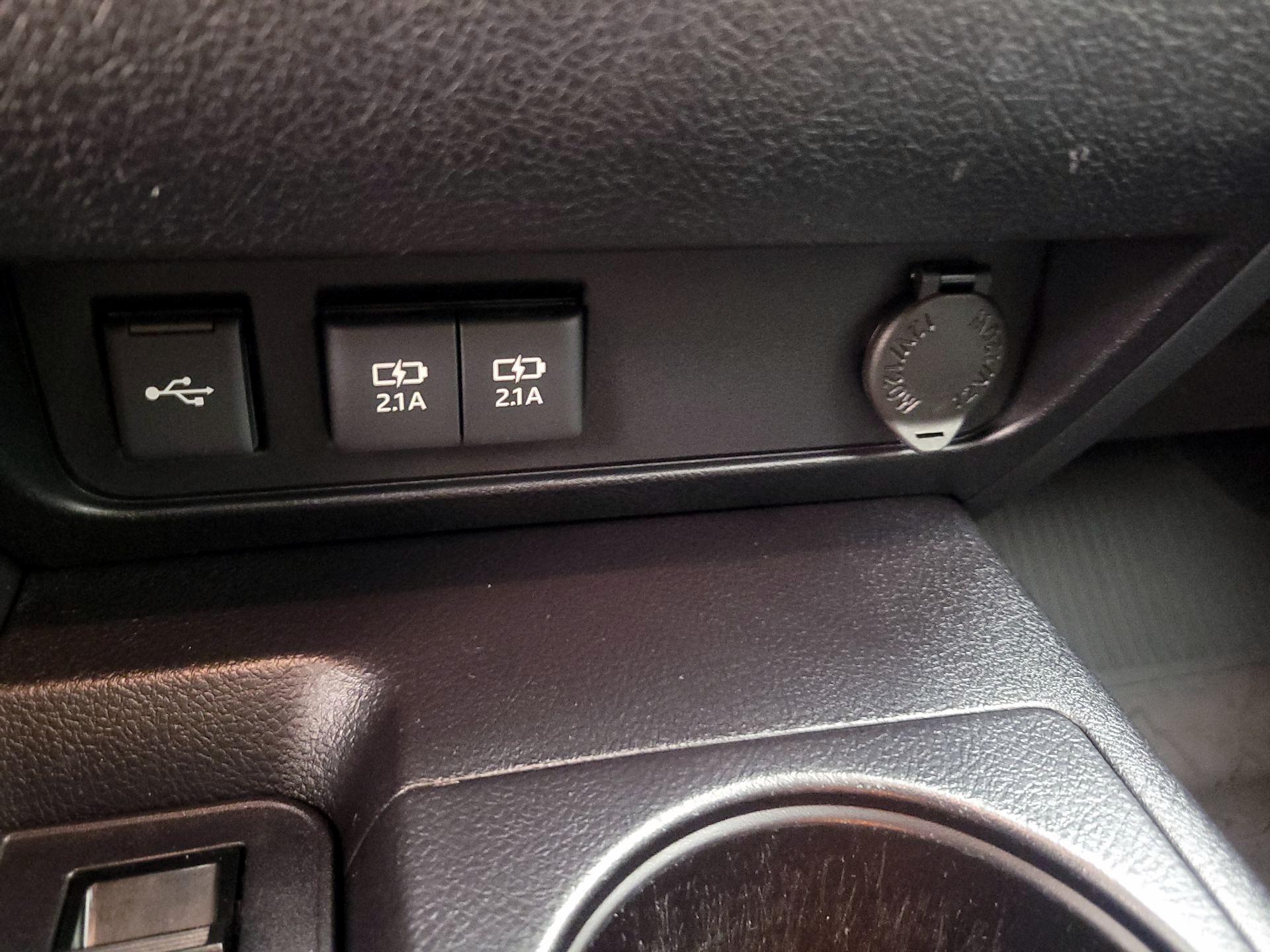 Thumbnail: 2021 Toyota Sequoia - 18