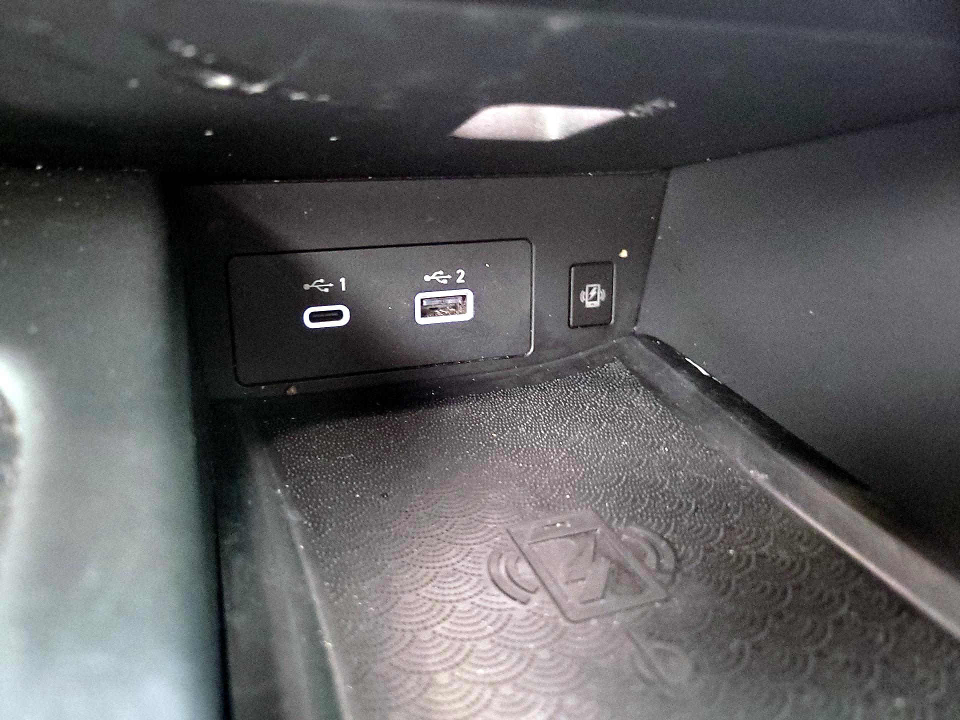 Thumbnail: 2022 INFINITI QX60 - 18