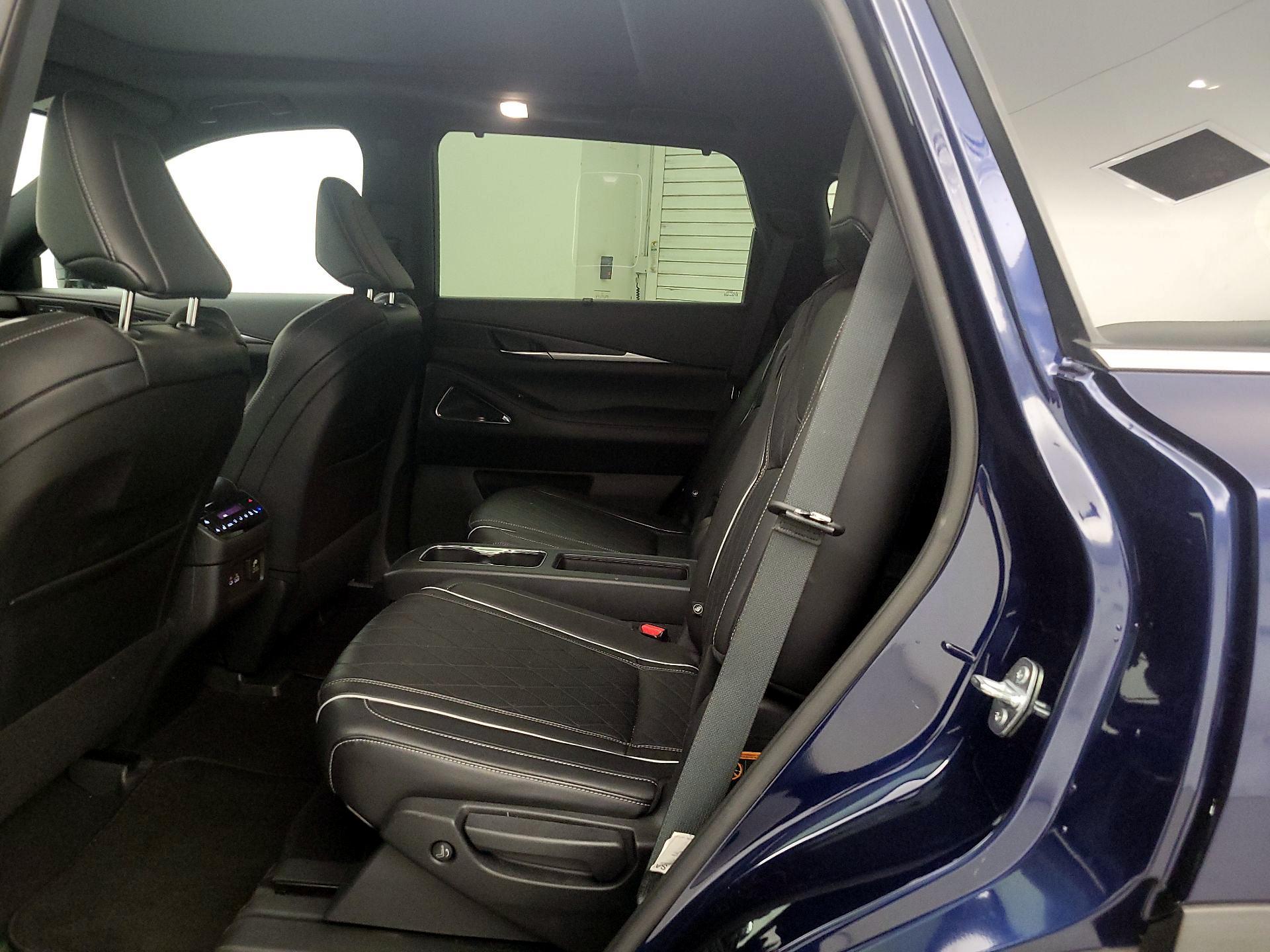 Thumbnail: 2022 INFINITI QX60 - 19