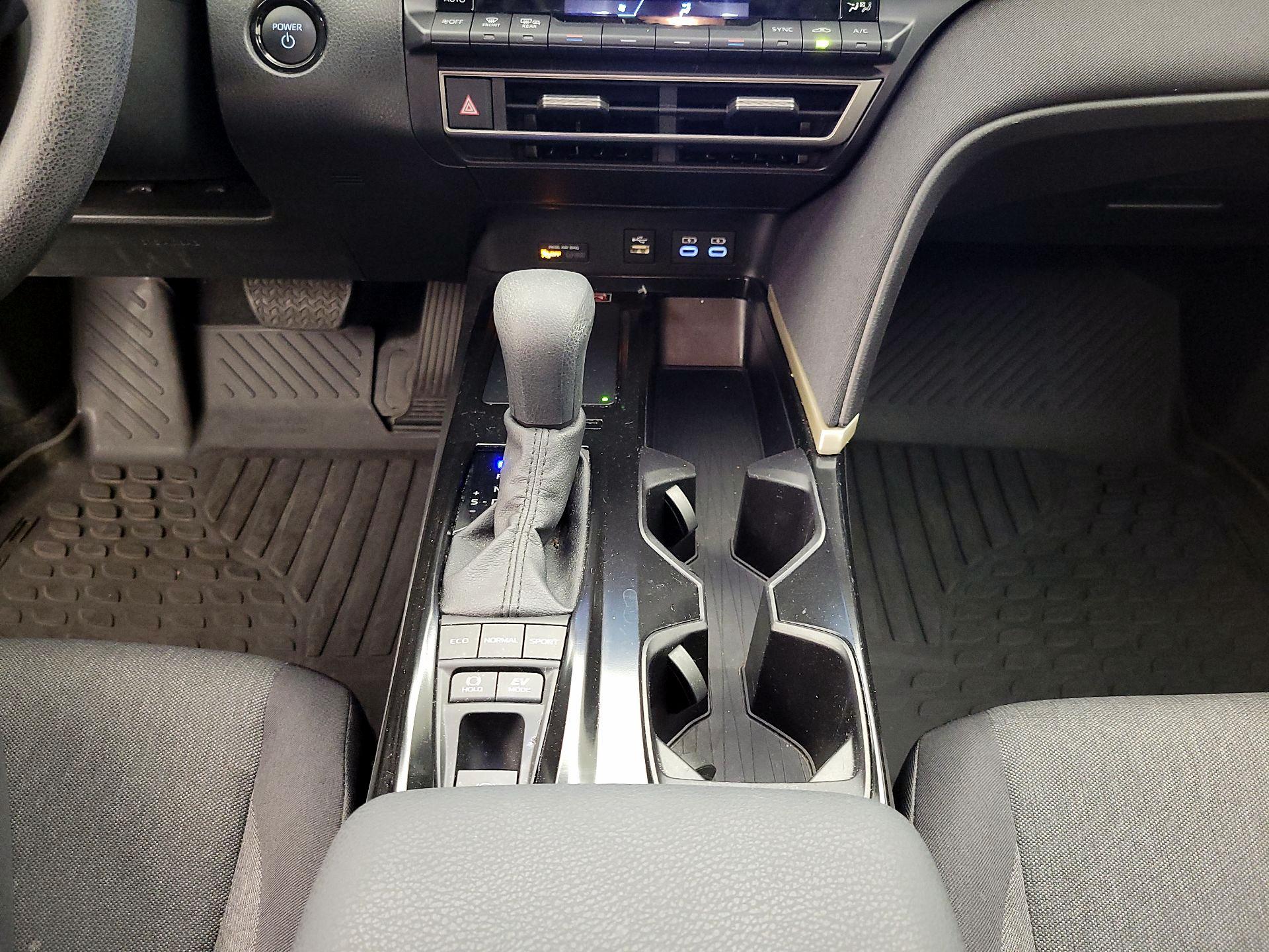 Thumbnail: 2025 Toyota Camry - 17