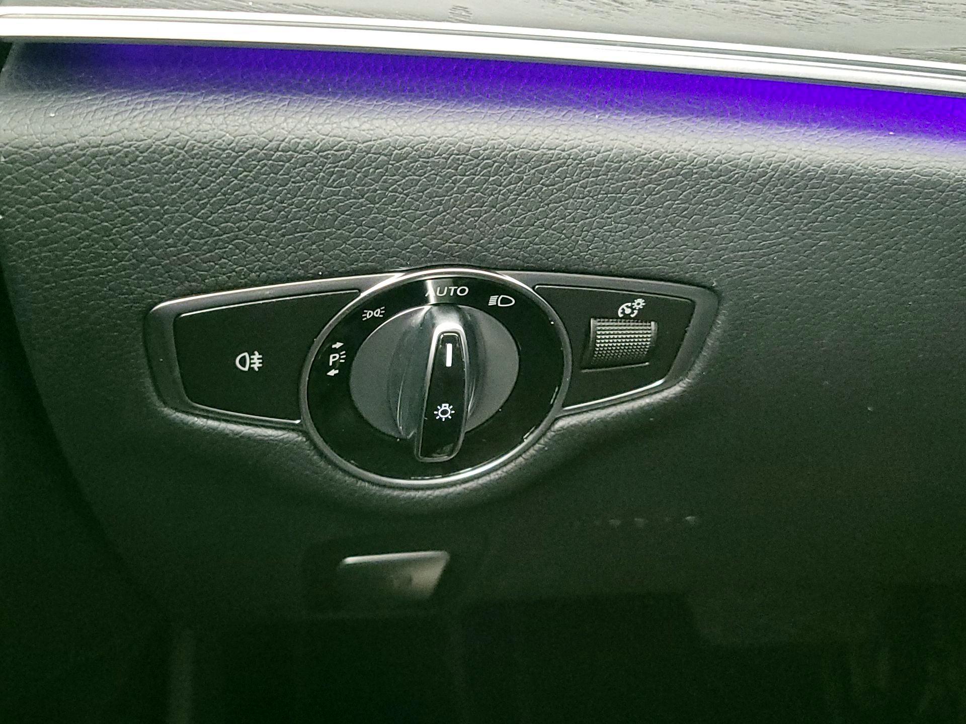 Thumbnail: 2017 Mercedes-Benz E-Class - 13