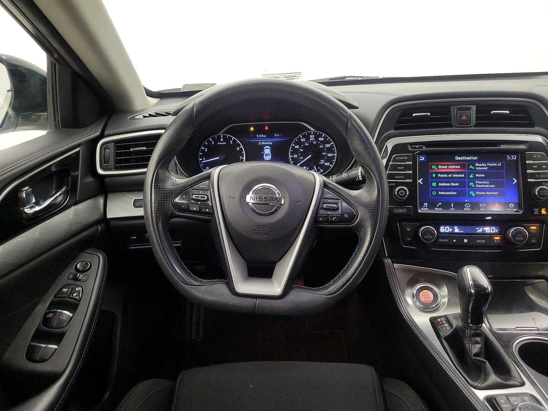 Thumbnail: 2017 Nissan Maxima - 10