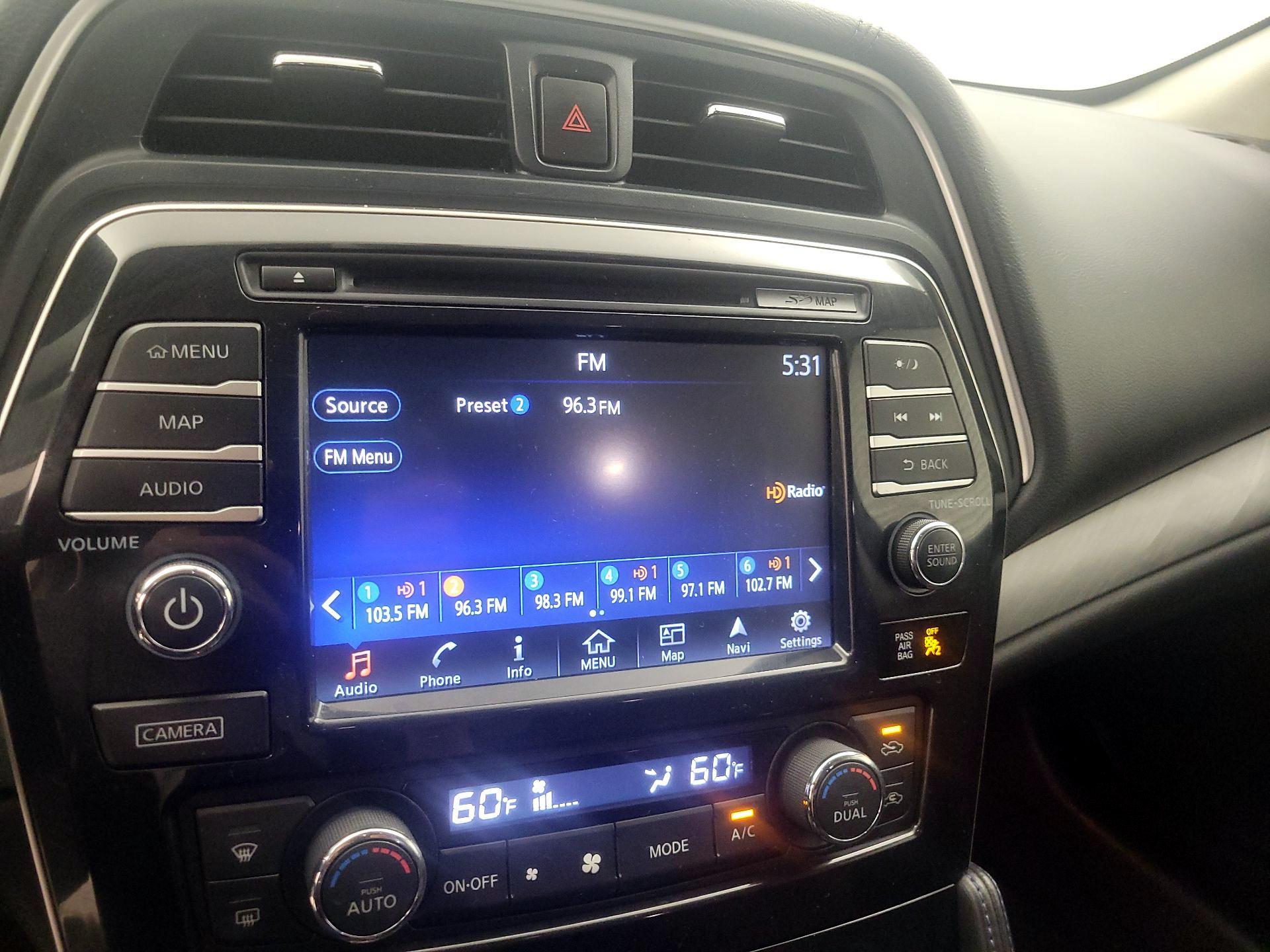 Thumbnail: 2017 Nissan Maxima - 16