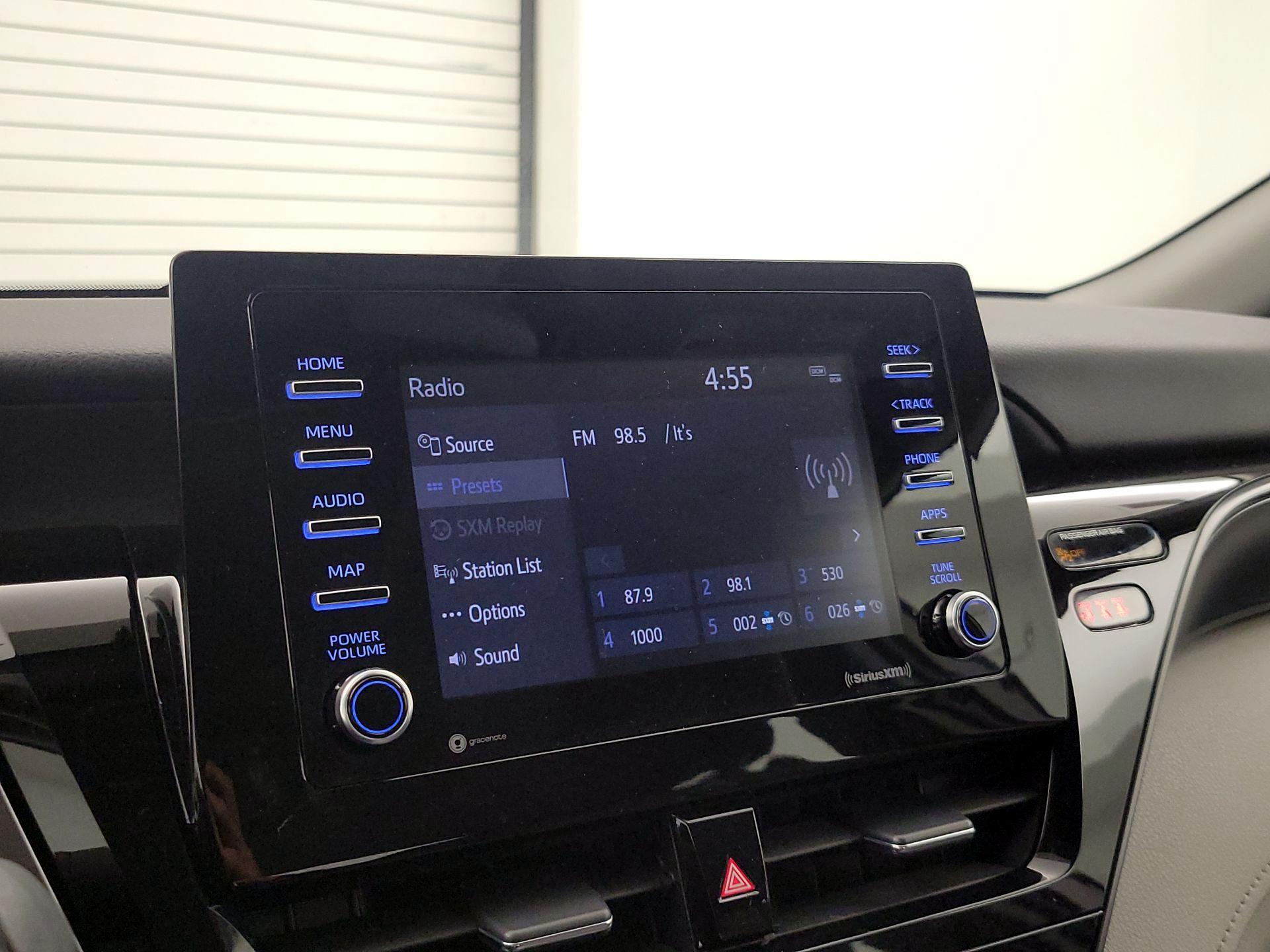 Thumbnail: 2021 Toyota Camry - 15