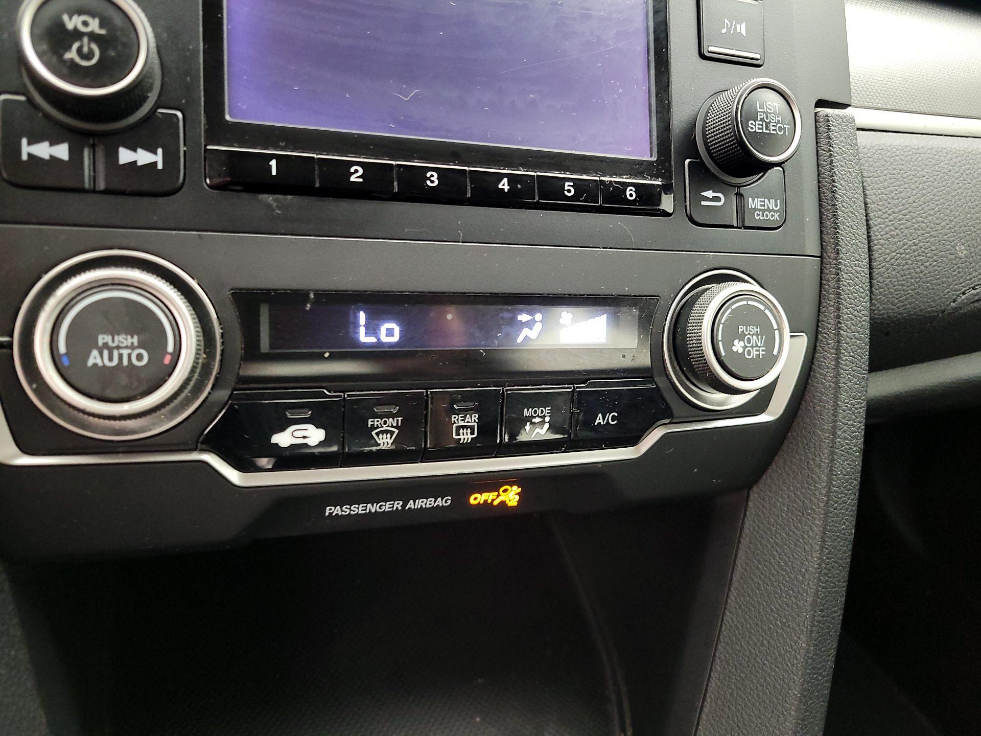 Thumbnail: 2017 Honda Civic - 16