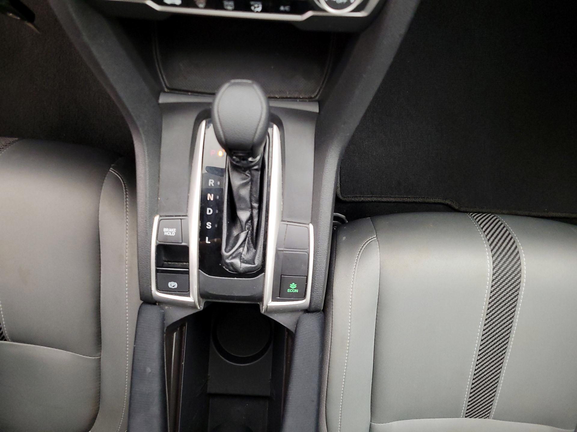 Thumbnail: 2017 Honda Civic - 17