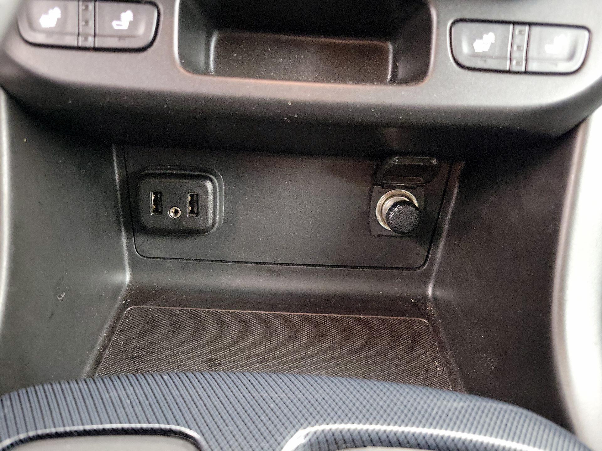 Thumbnail: 2022 Chevrolet Colorado - 18