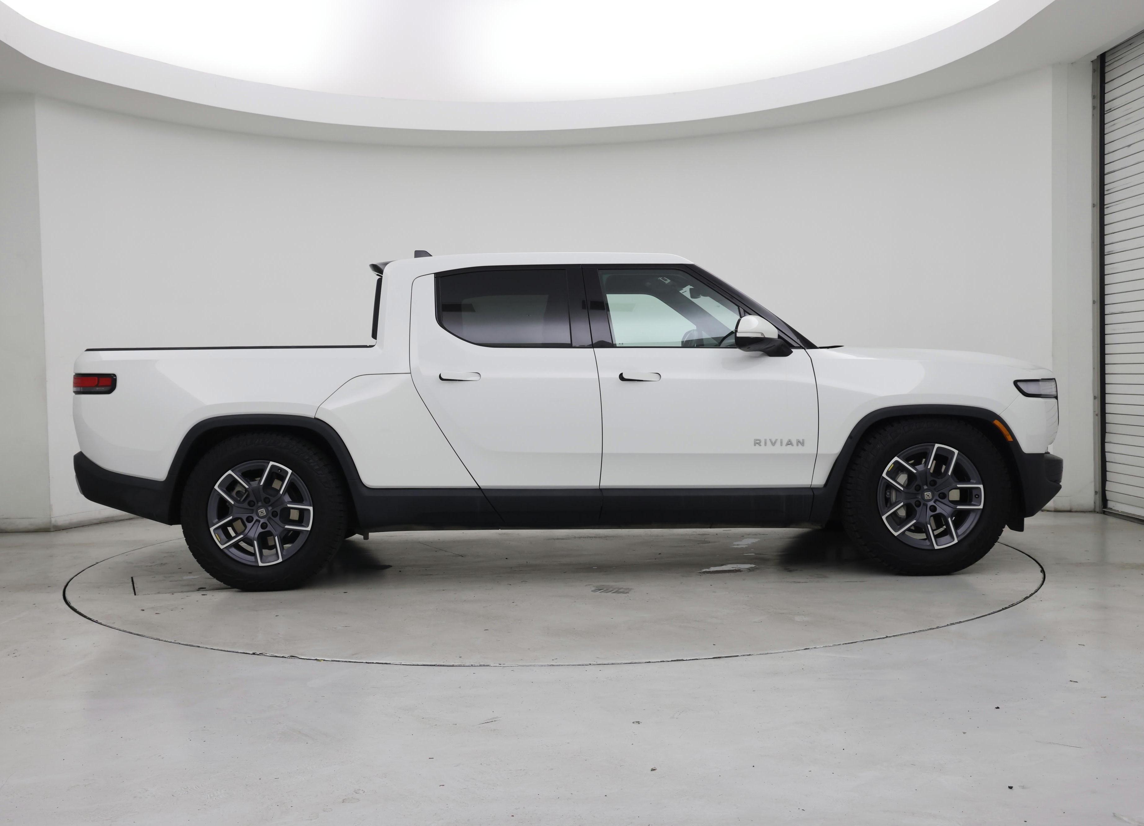 Thumbnail: 2023 Rivian R1T - 7