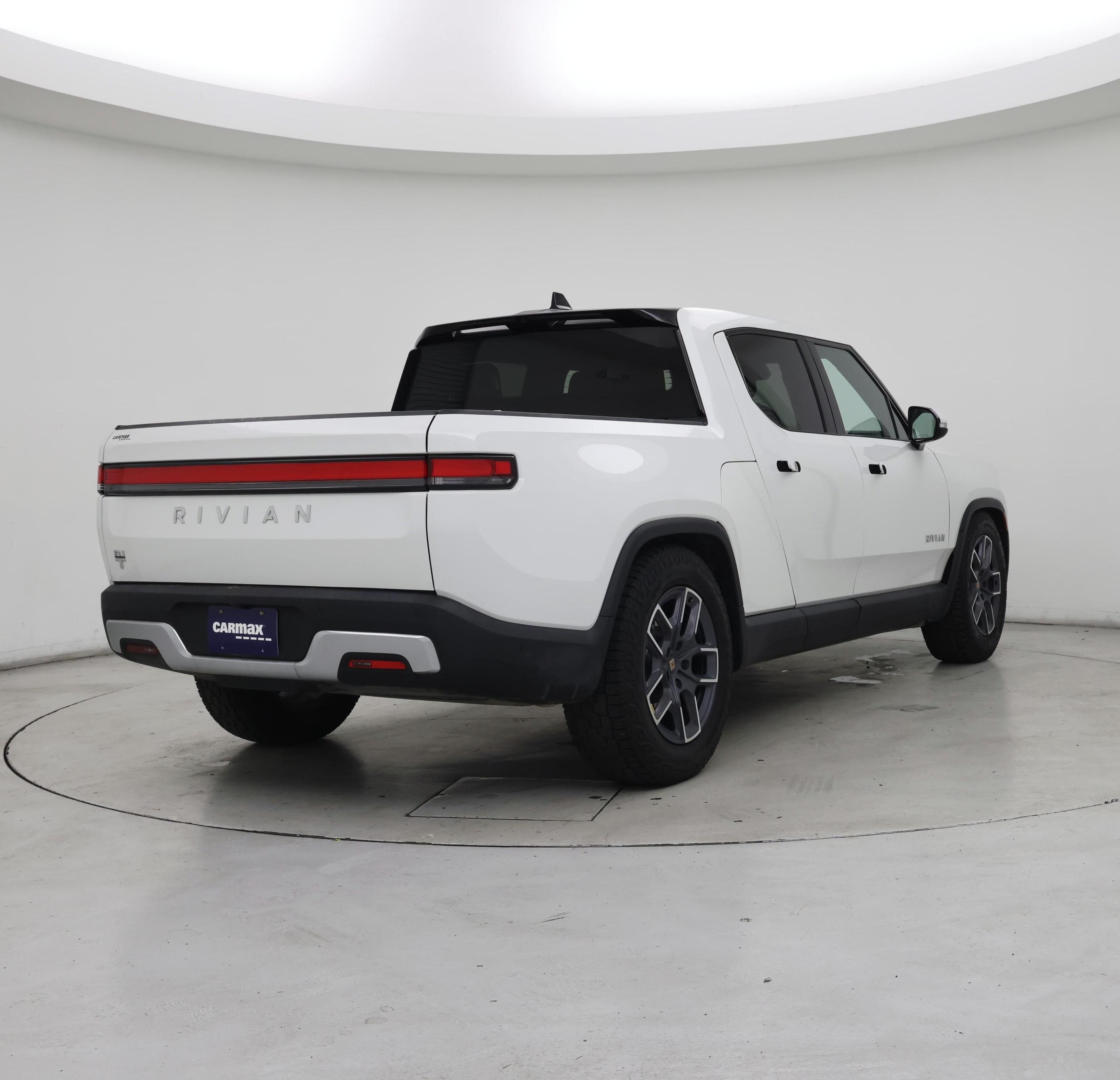 Thumbnail: 2023 Rivian R1T - 8