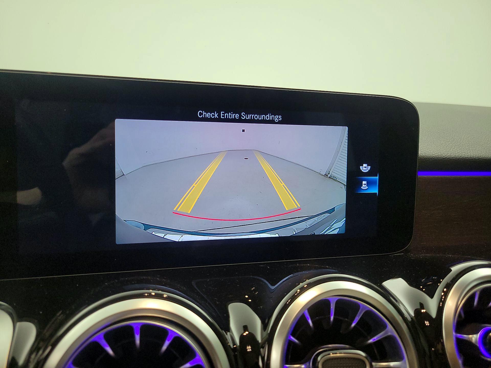 Thumbnail: 2022 Mercedes-Benz GLB - 14