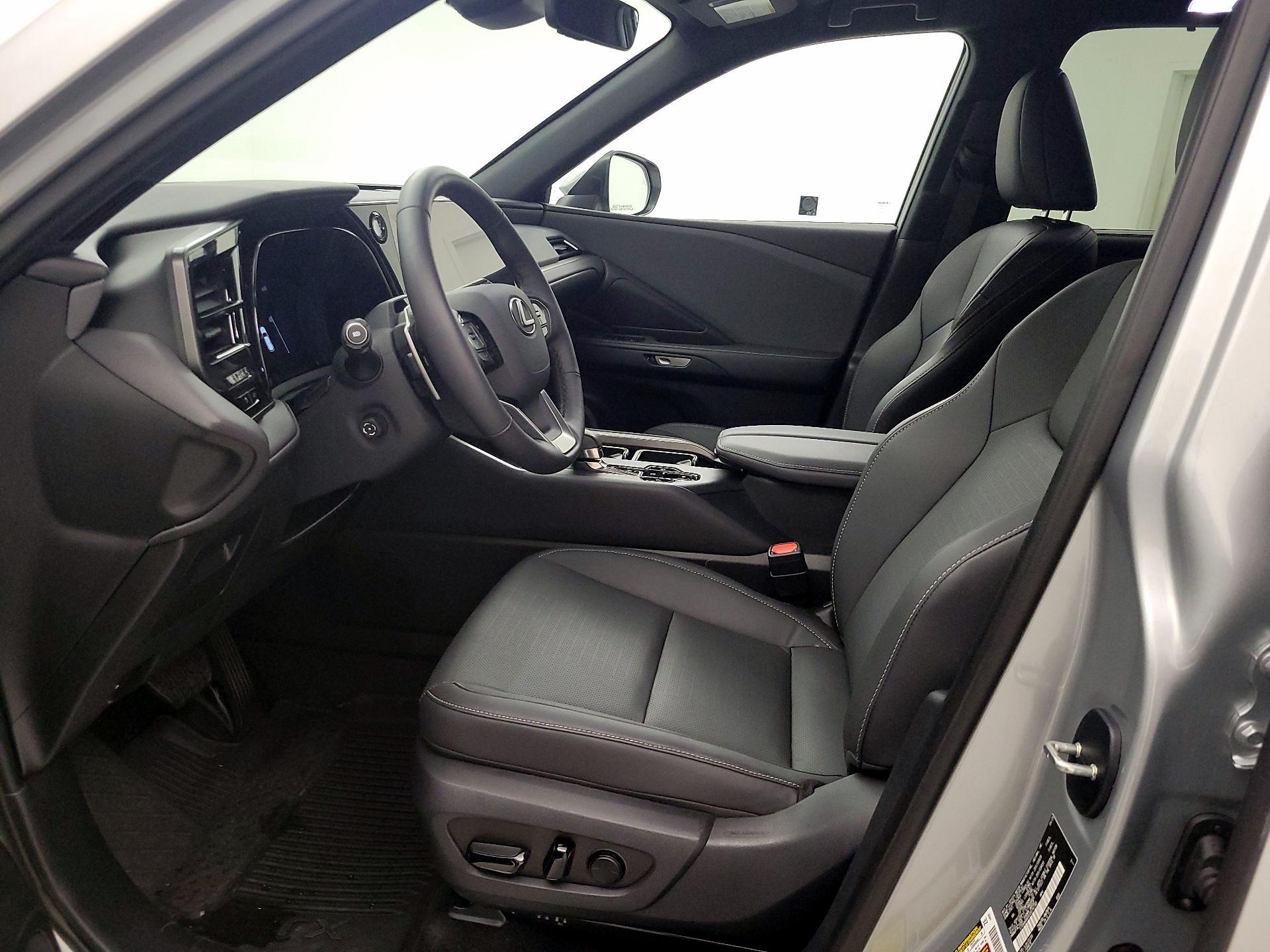 Thumbnail: 2025 Lexus TX - 11