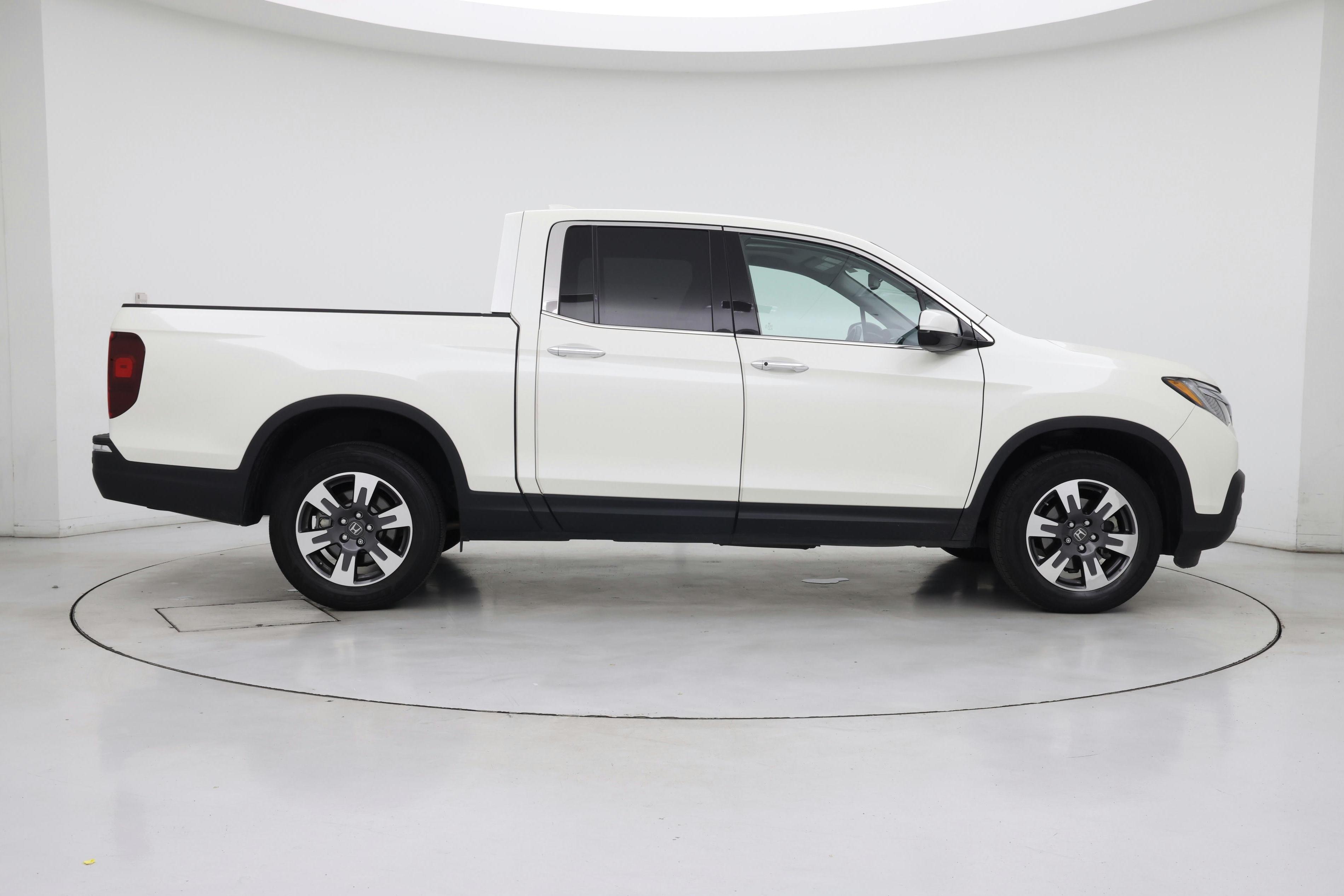 Thumbnail: 2019 Honda Ridgeline - 7