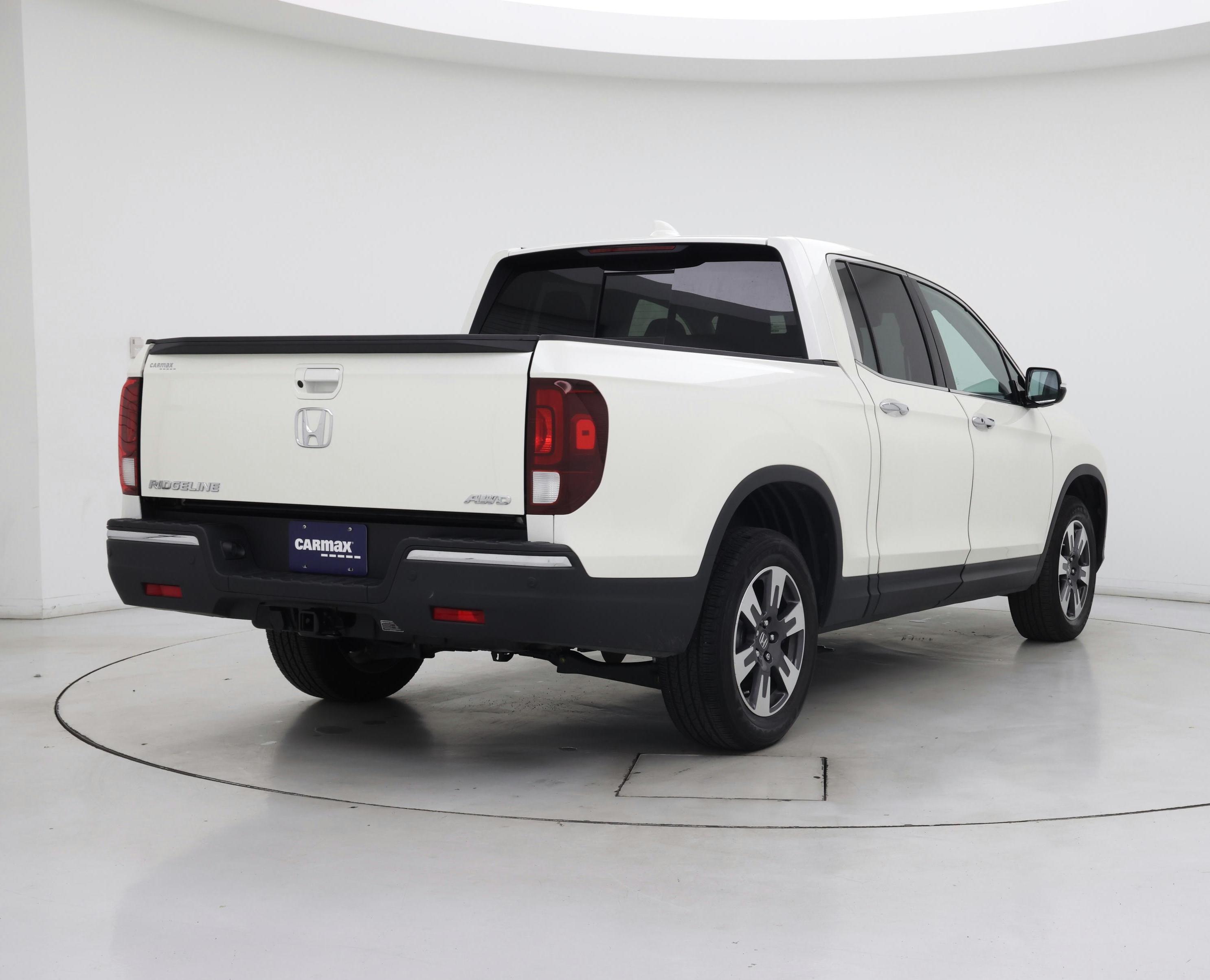 Thumbnail: 2019 Honda Ridgeline - 8