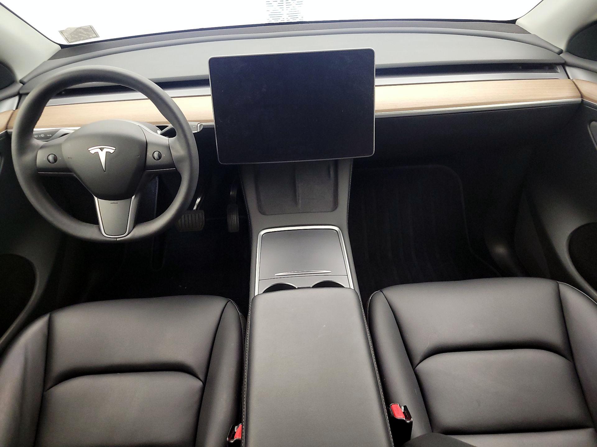 Thumbnail: 2023 Tesla Model Y - 9