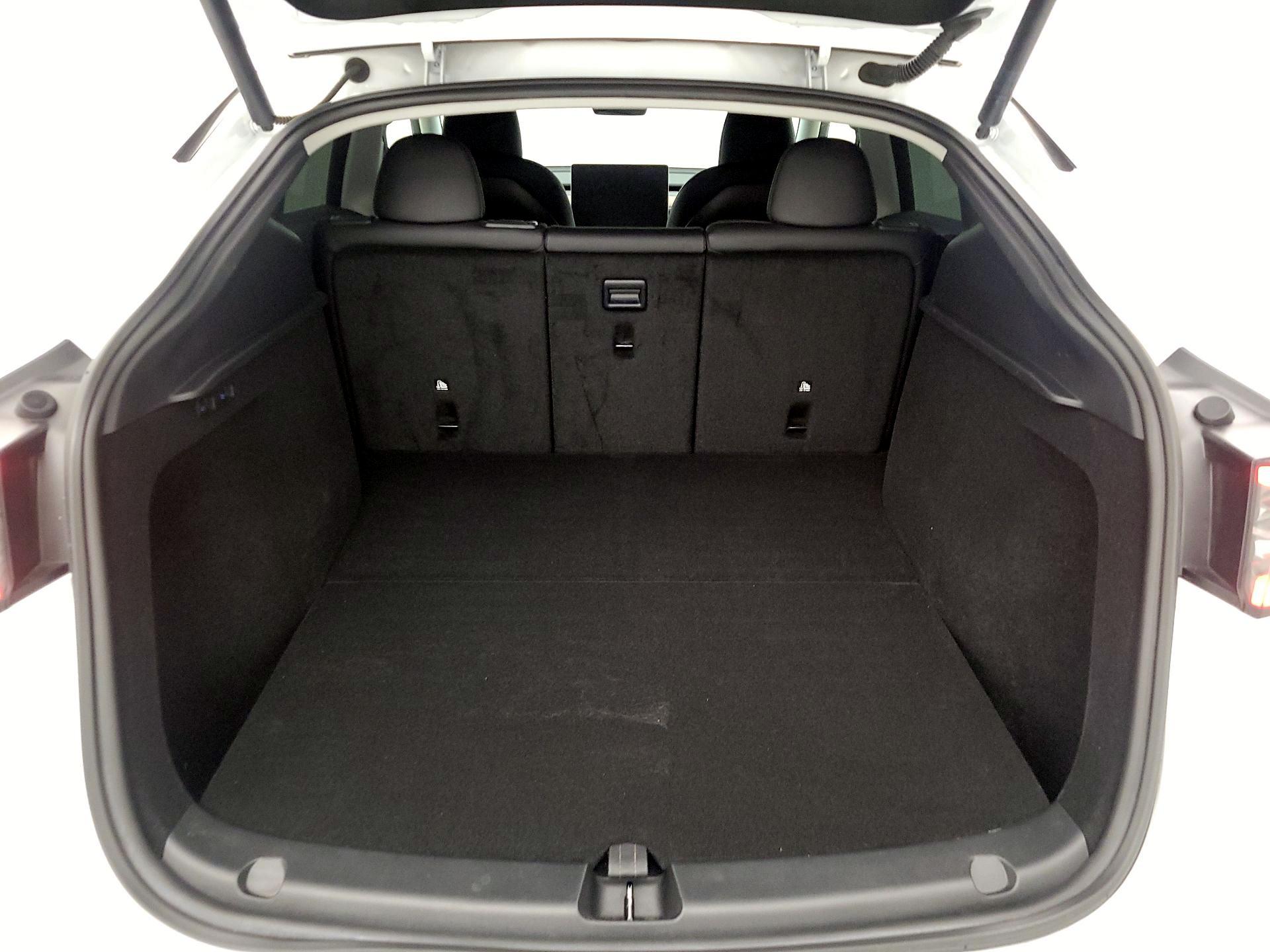 Thumbnail: 2023 Tesla Model Y - 19