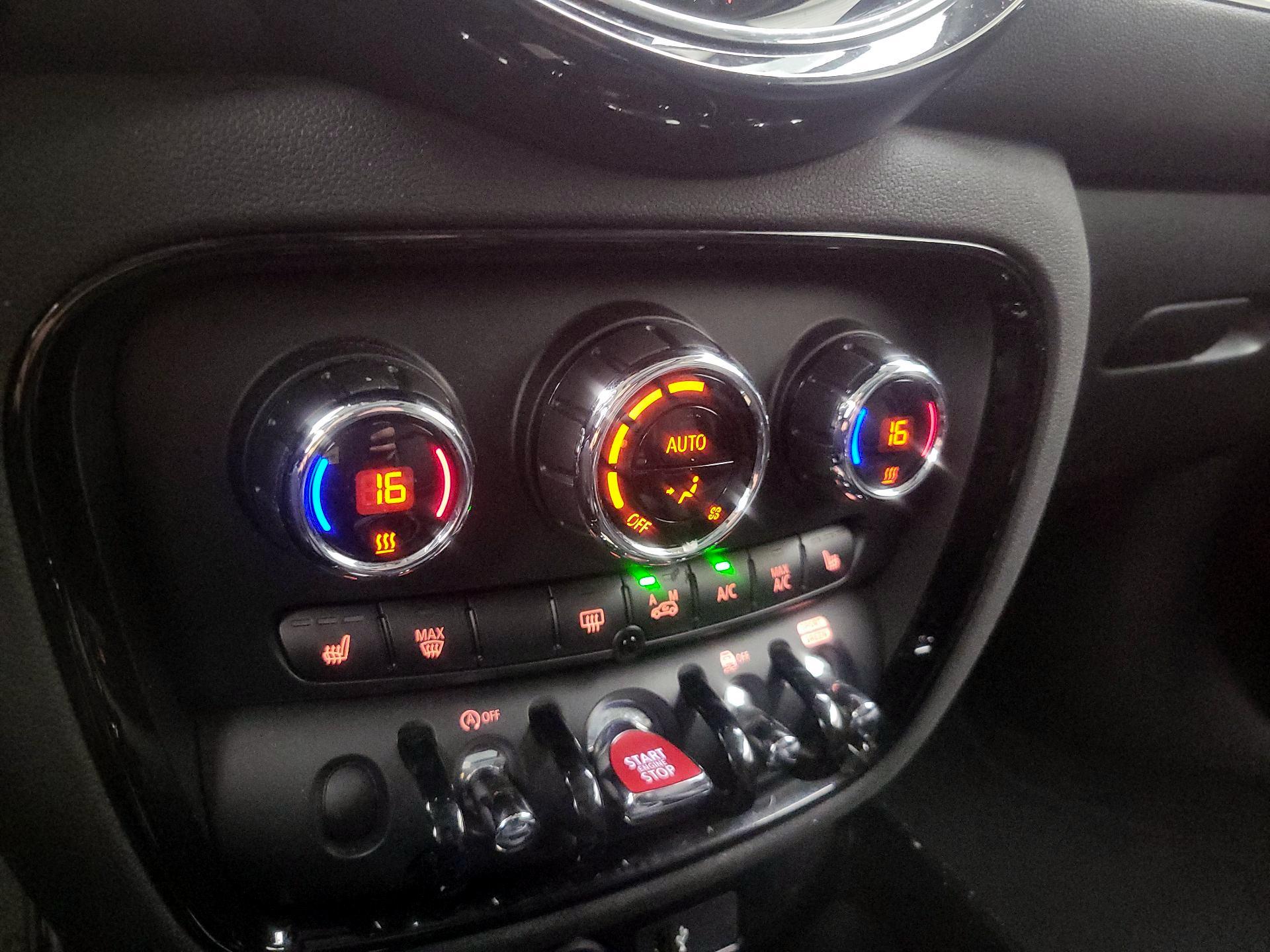 Thumbnail: 2022 MINI Cooper Clubman - 17