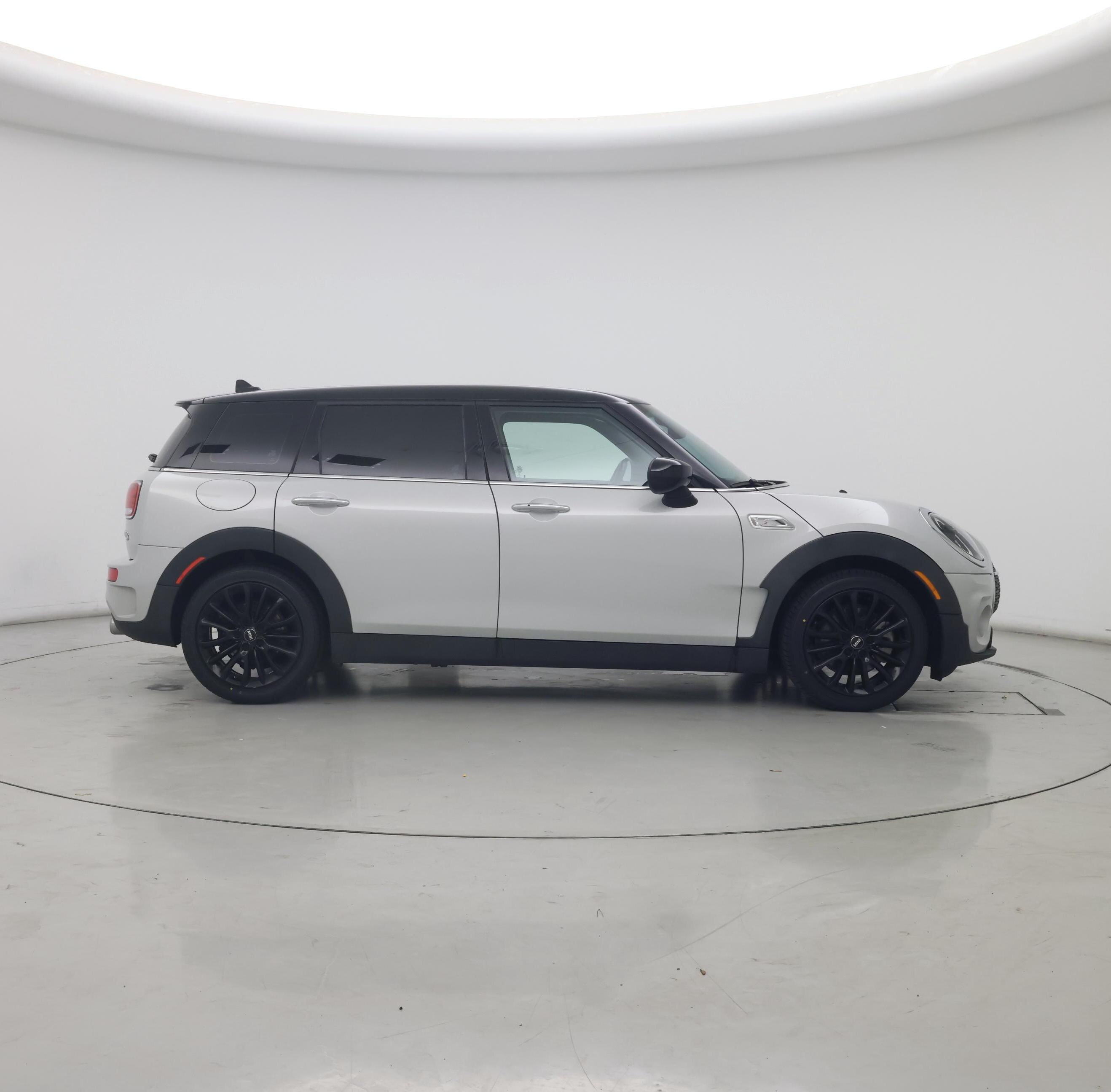 Thumbnail: 2022 MINI Cooper Clubman - 7