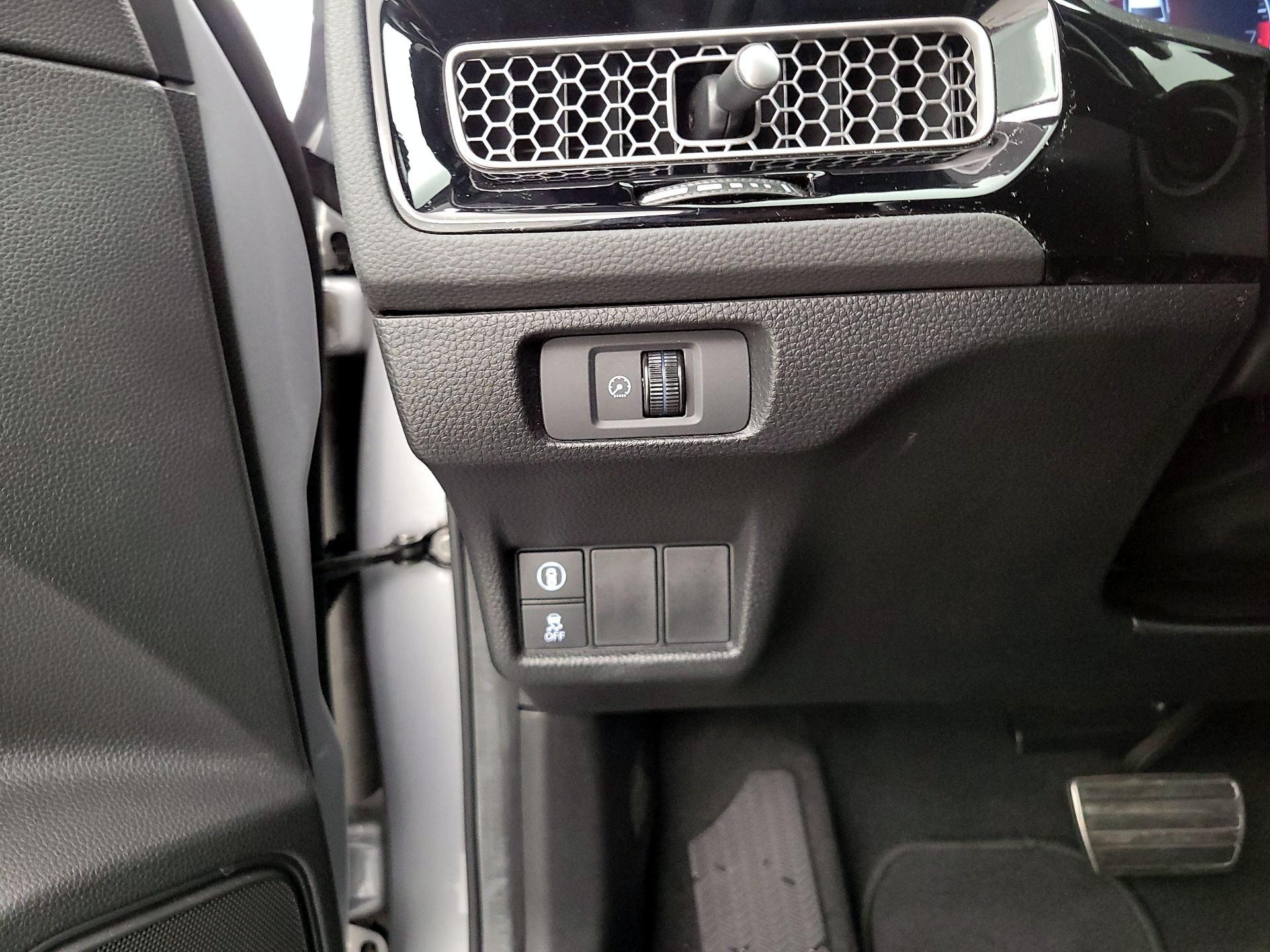 Thumbnail: 2024 Honda Civic - 13