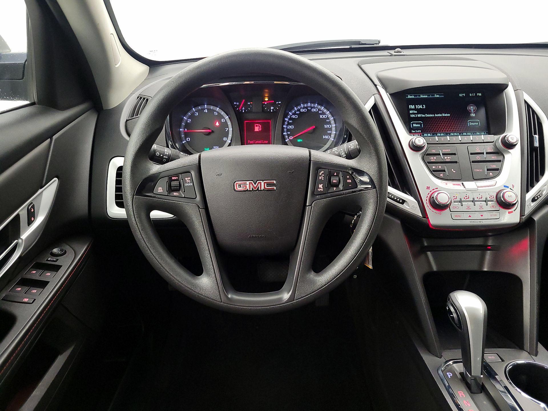 Thumbnail: 2015 GMC Terrain - 10