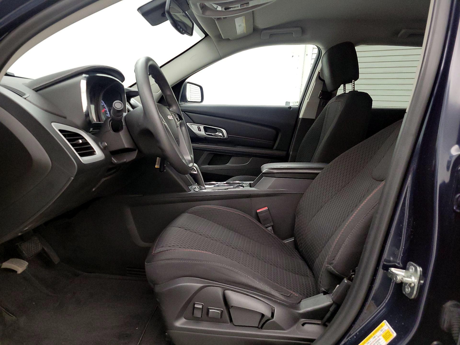 Thumbnail: 2015 GMC Terrain - 11