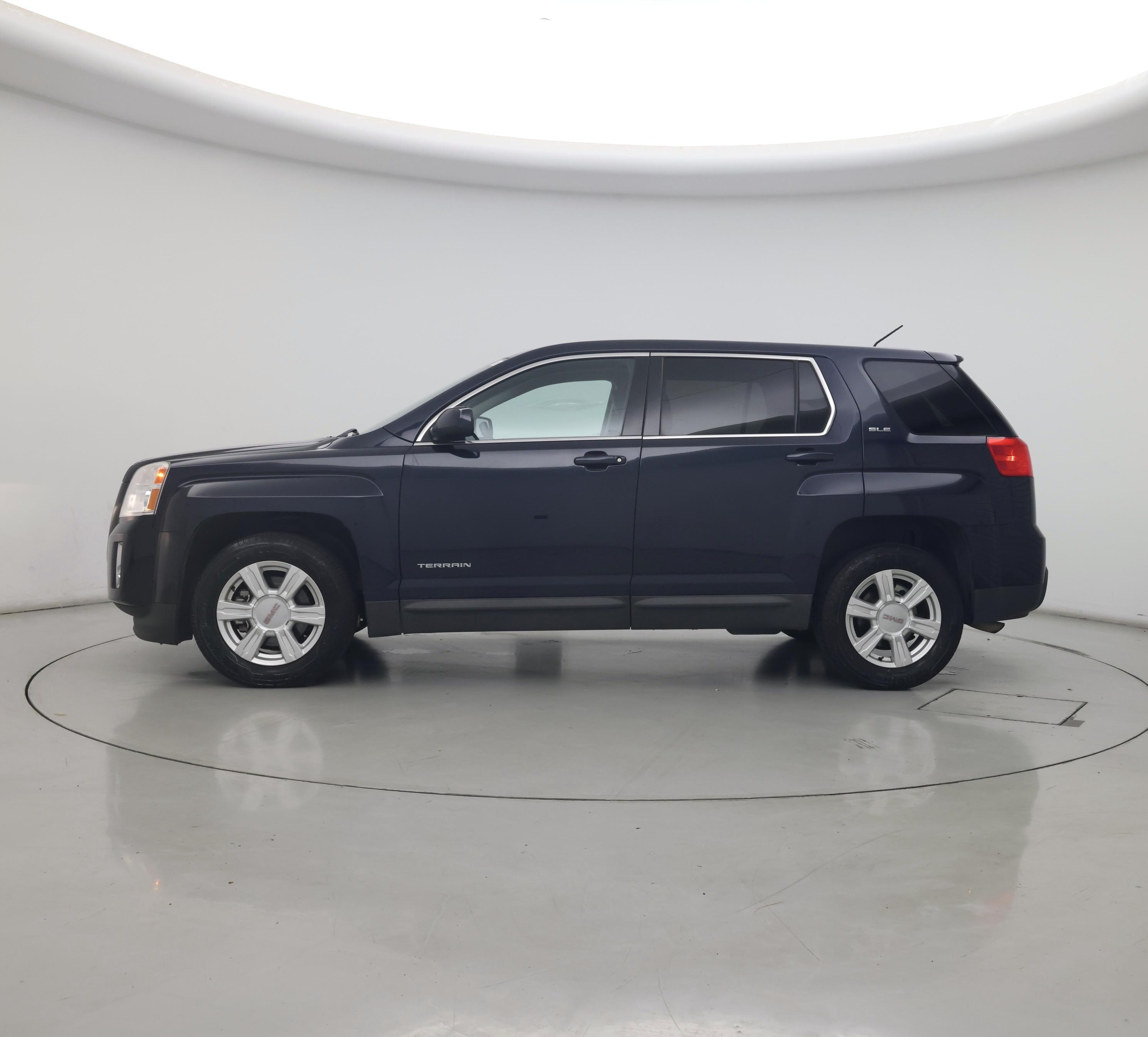 Thumbnail: 2015 GMC Terrain - 3