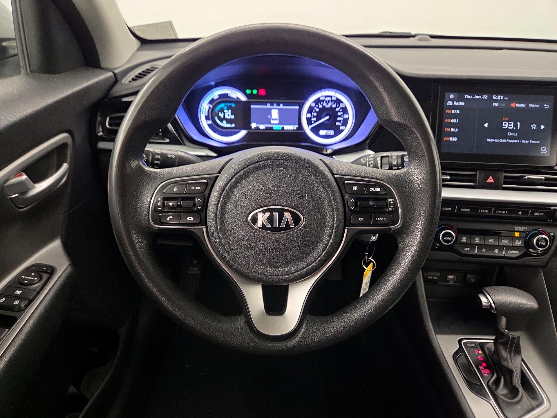 Thumbnail: 2021 Kia Niro - 10