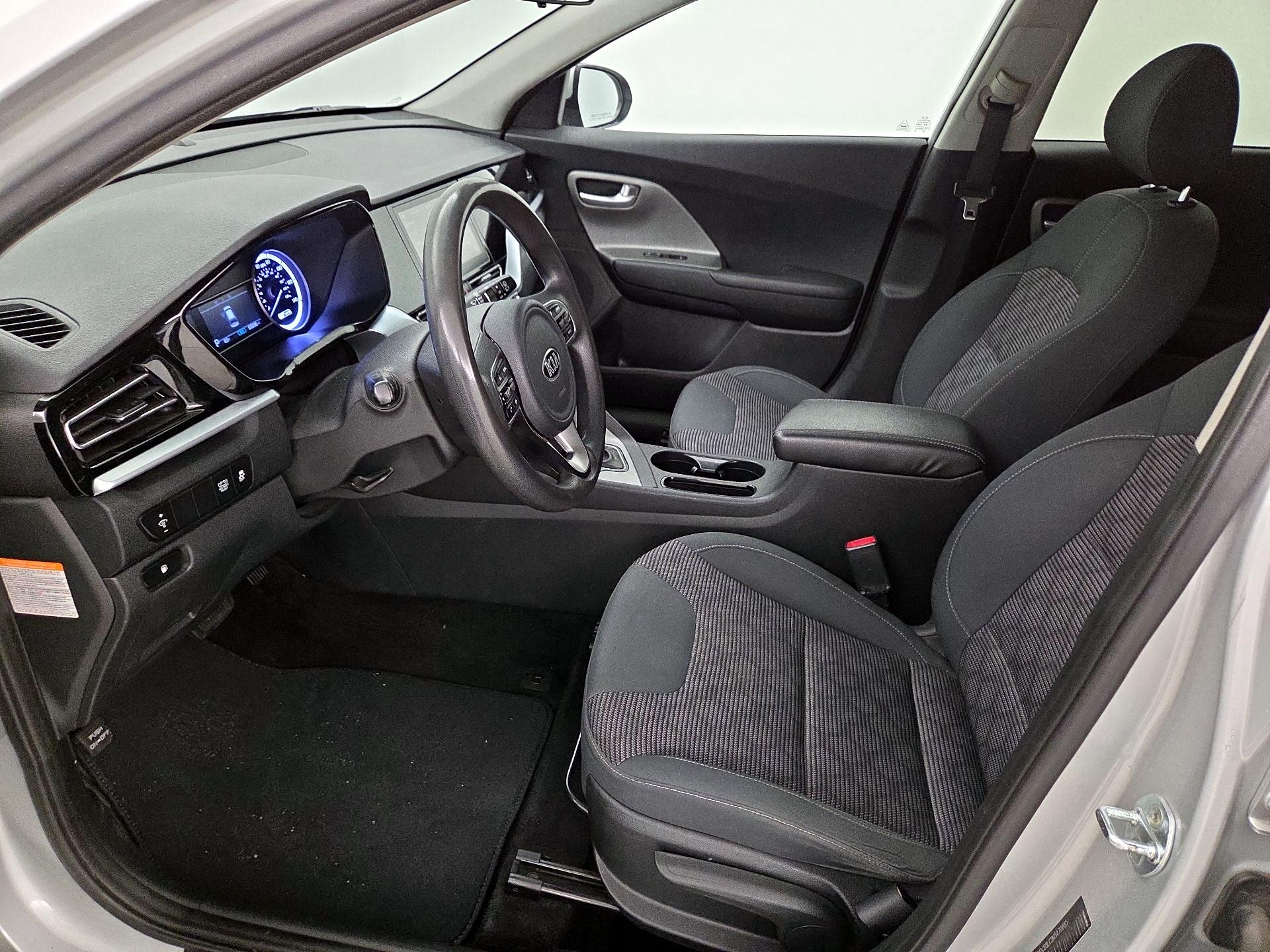 Thumbnail: 2021 Kia Niro - 11