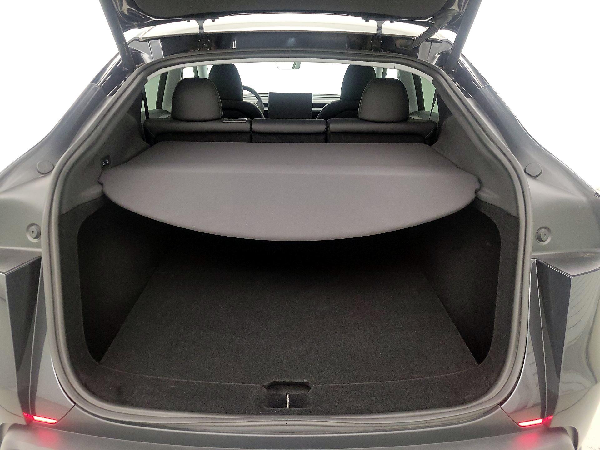 Thumbnail: 2026 Tesla Model Y - 18