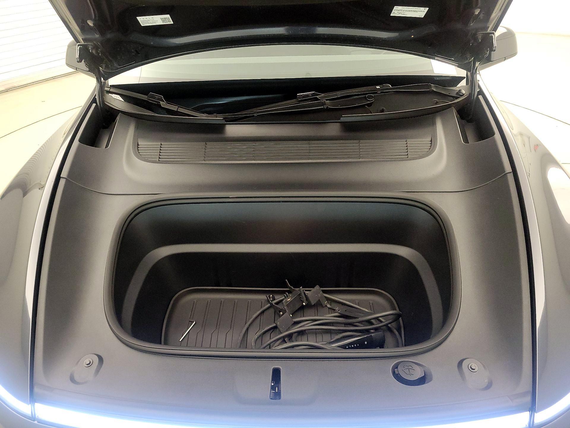 Thumbnail: 2026 Tesla Model Y - 19