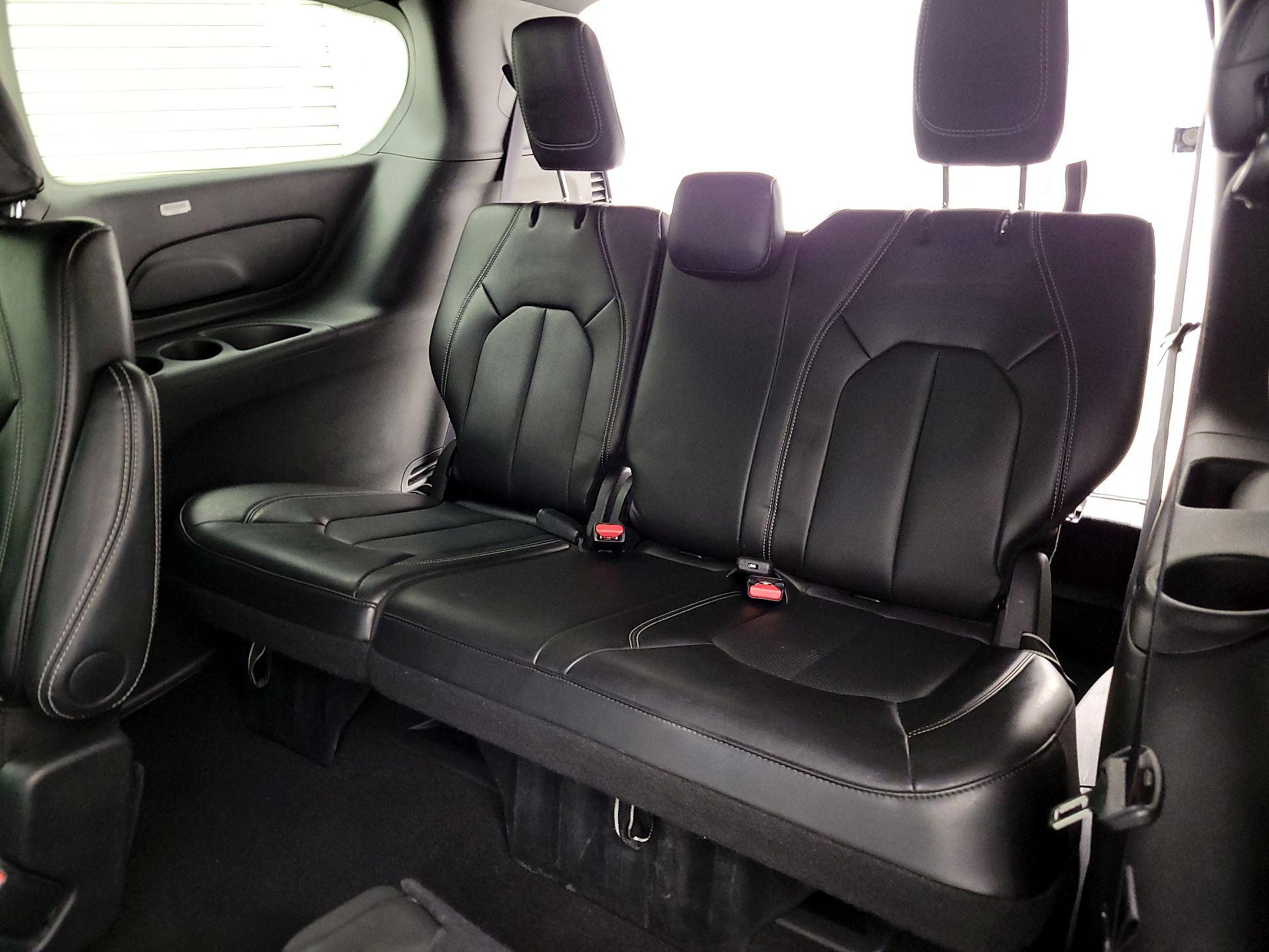 Thumbnail: 2025 Chrysler Pacifica - 20