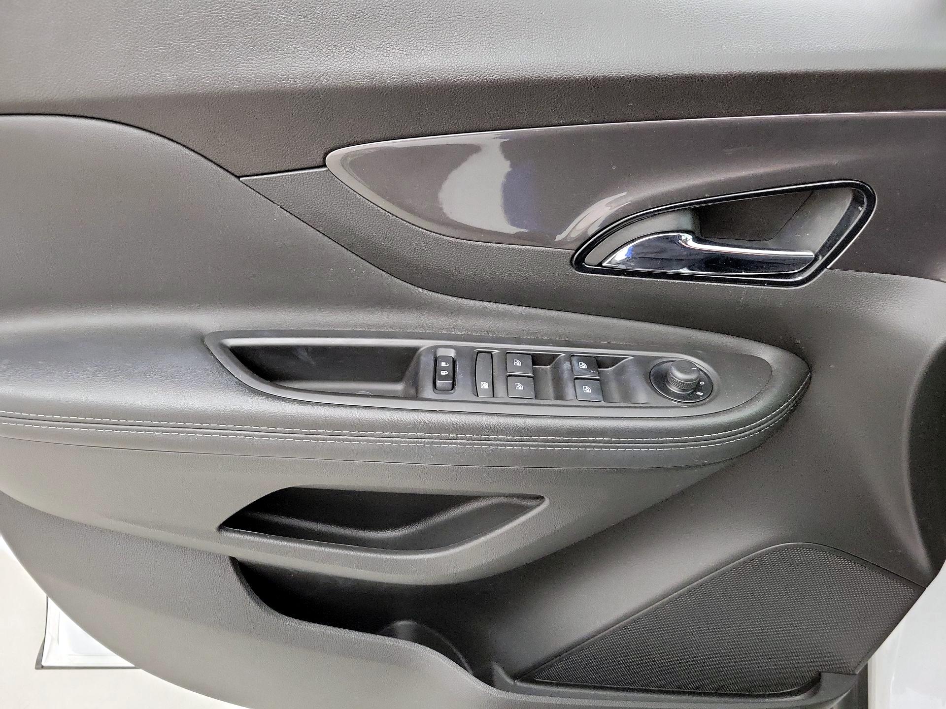 Thumbnail: 2022 Buick Encore - 12