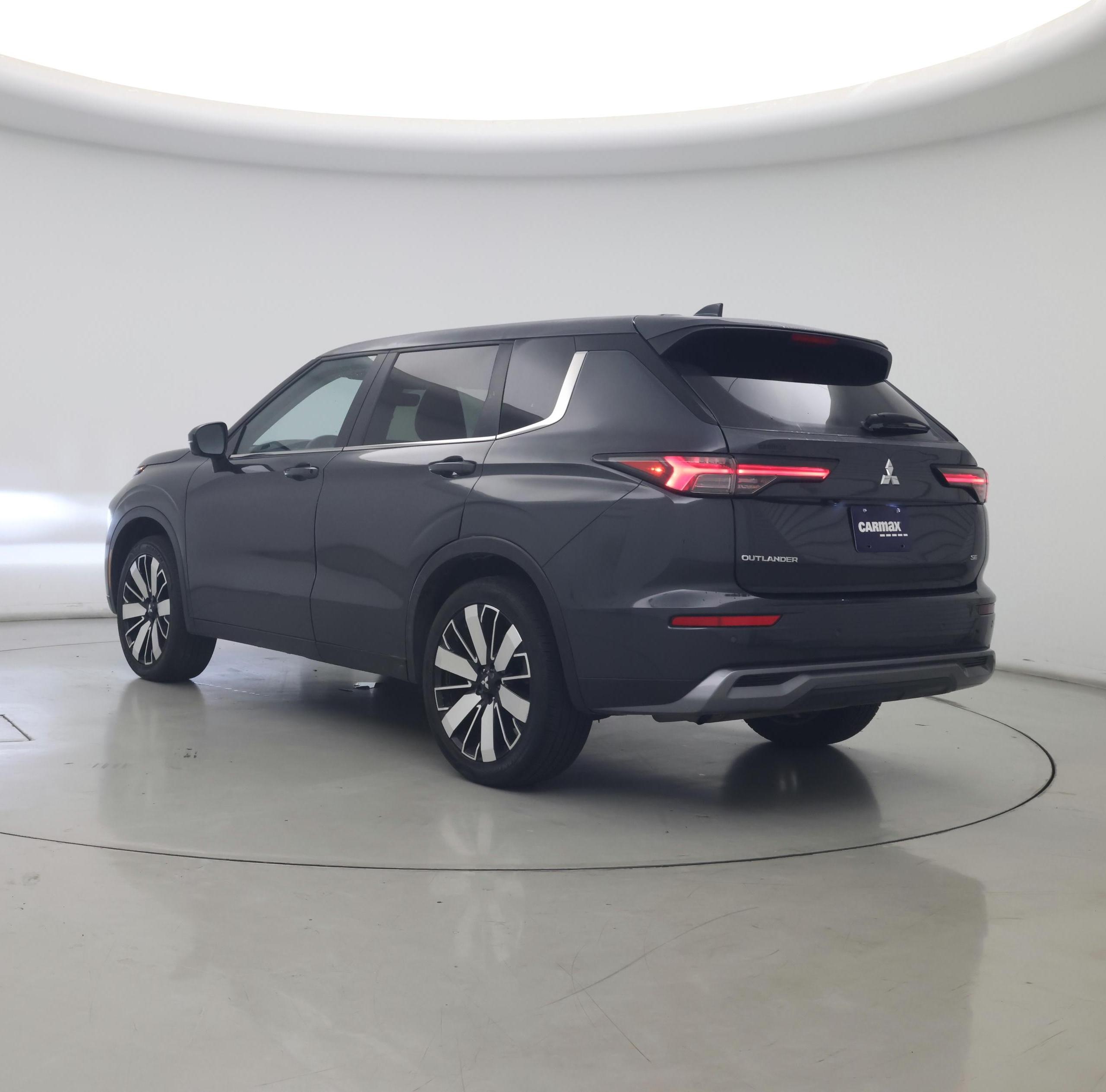 Thumbnail: 2025 Mitsubishi Outlander - 2