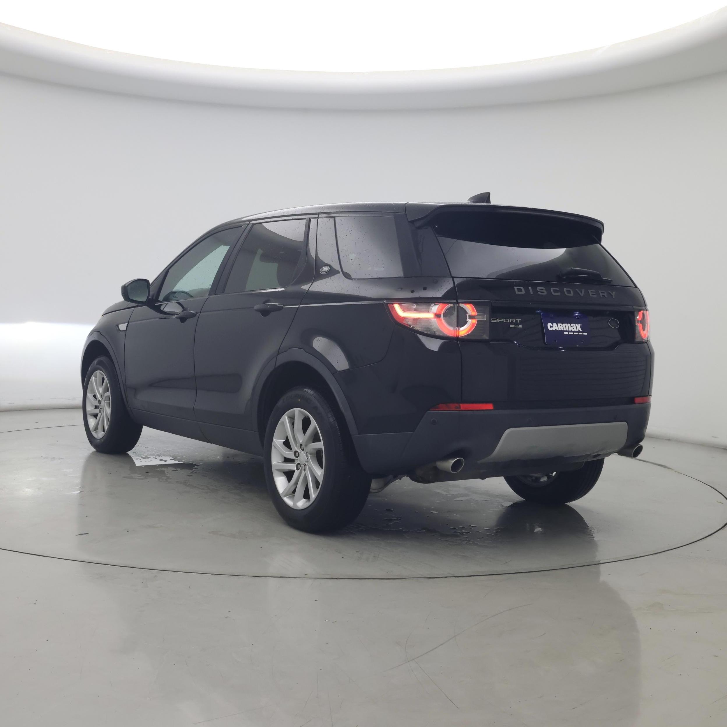 Thumbnail: 2019 Land Rover Discovery Sport - 2