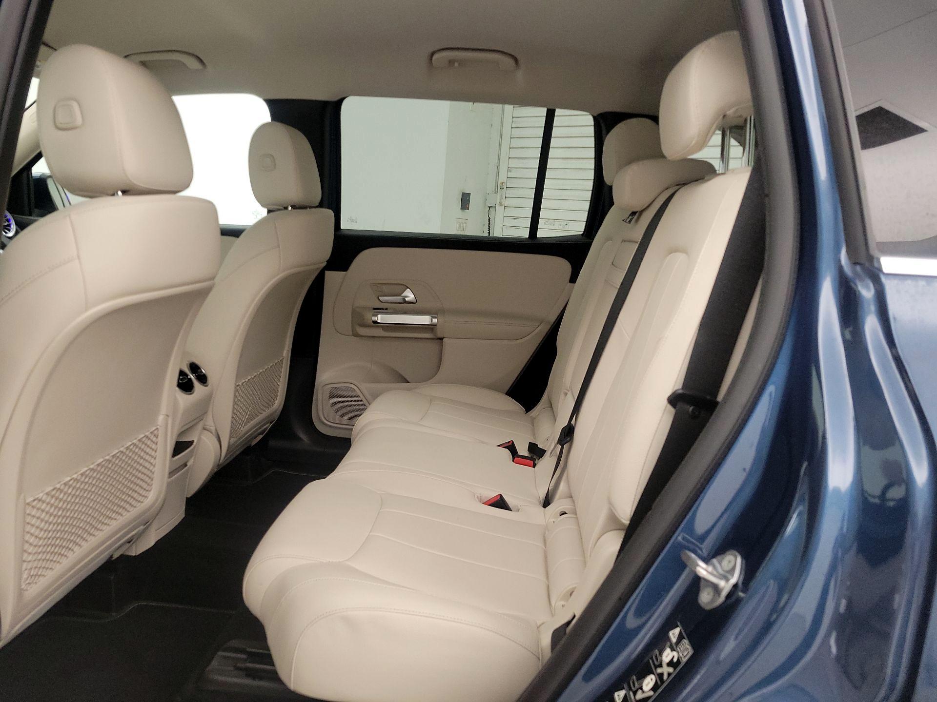 Thumbnail: 2023 Mercedes-Benz GLB - 19