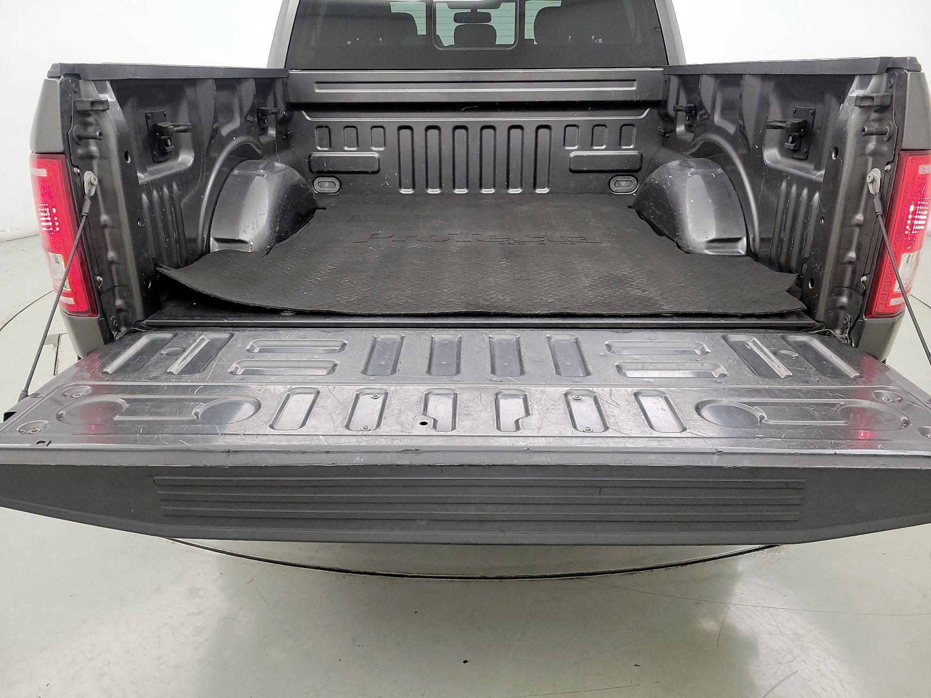 Thumbnail: 2017 Ford F-150 - 20